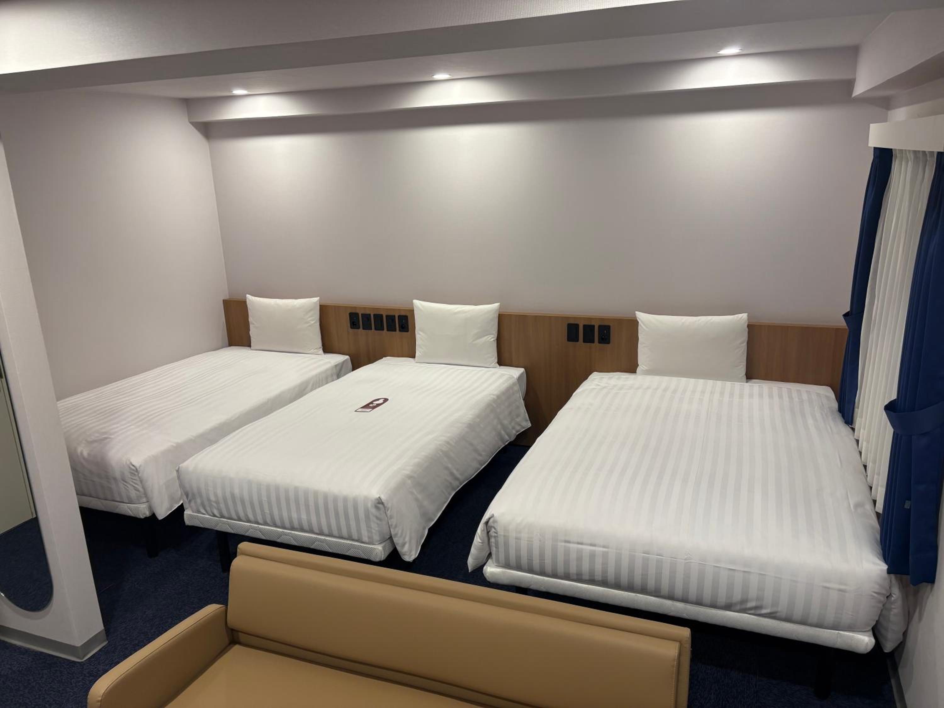 Triple Room photo 3