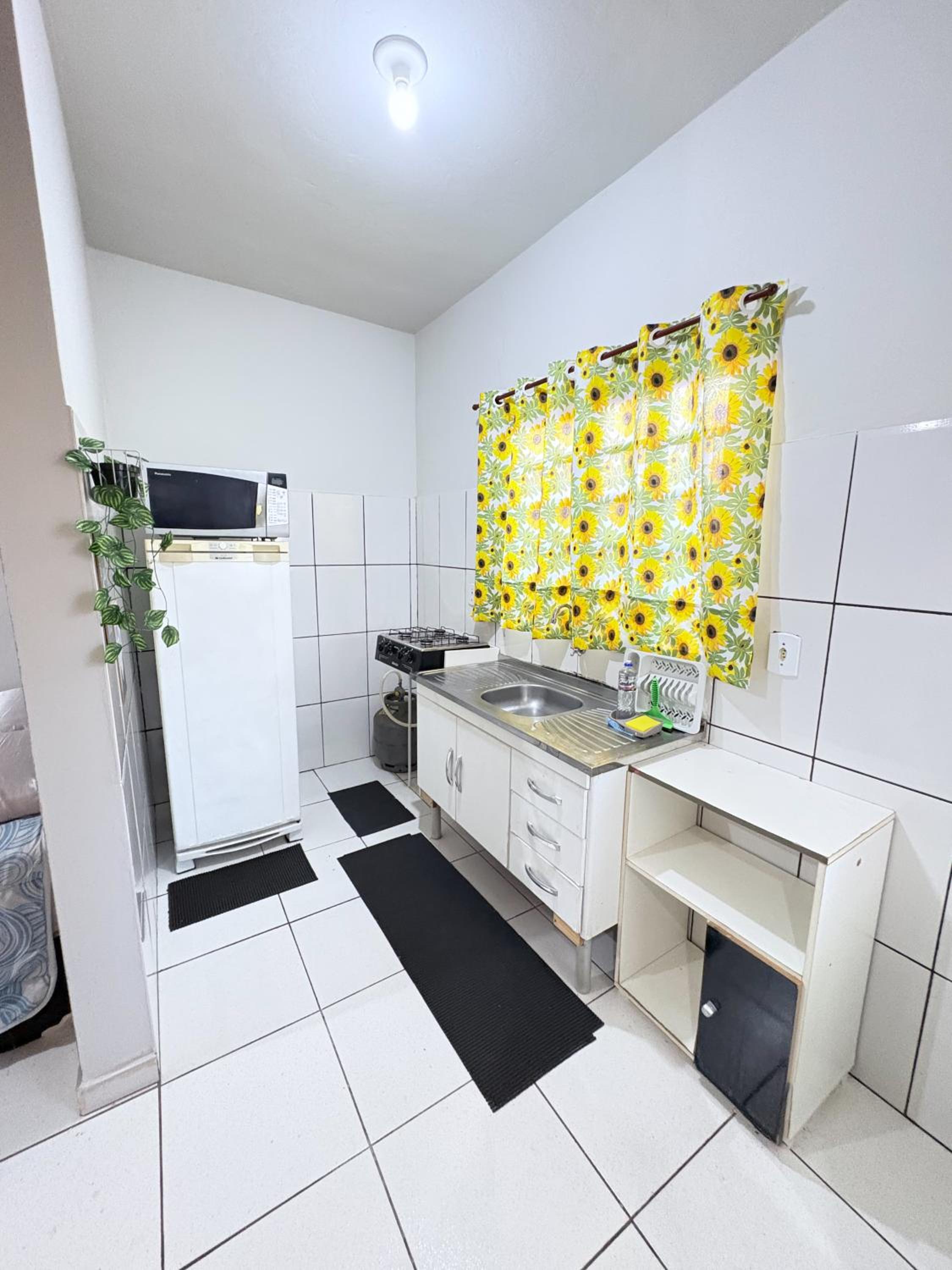 Apartment photo 2