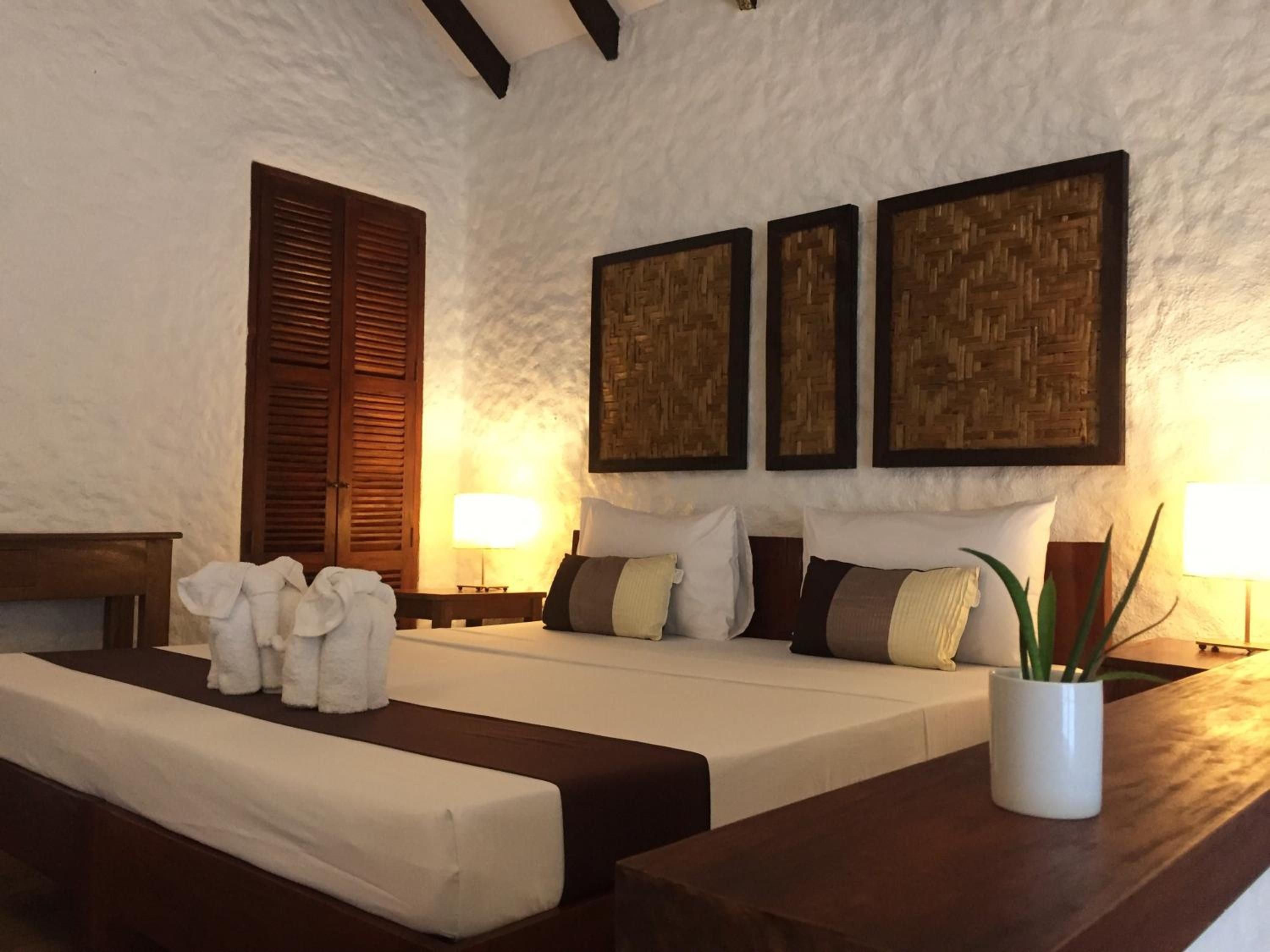 Deluxe Family Suite - Photo 1