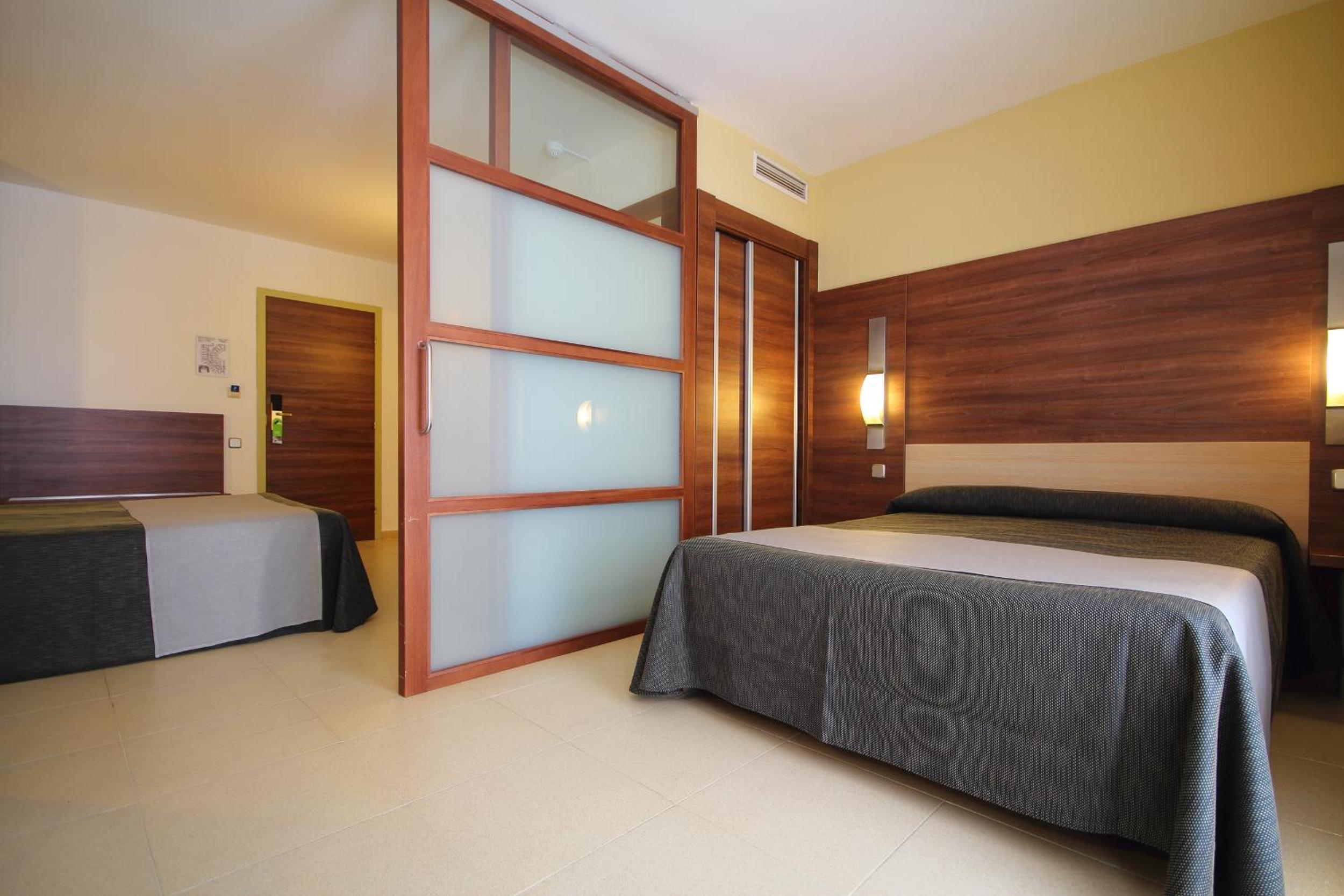 Habitación familiar (3 adultos)