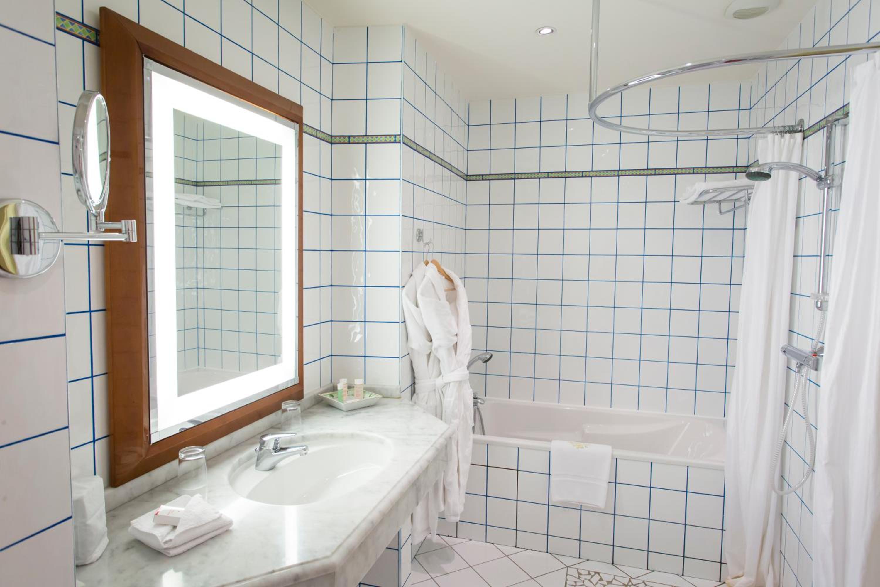 Double Room with Access for Disabled Guests photo 2