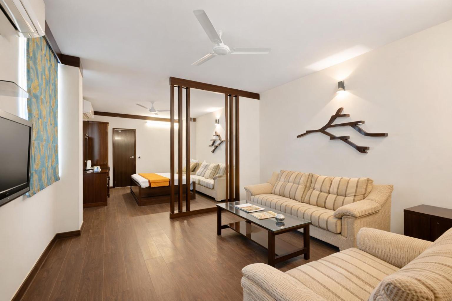 Suite - Photo 2