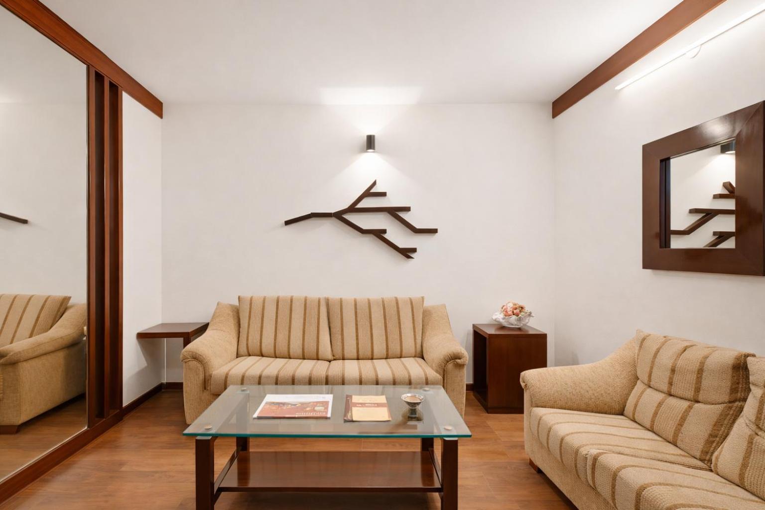 Suite - Photo 6