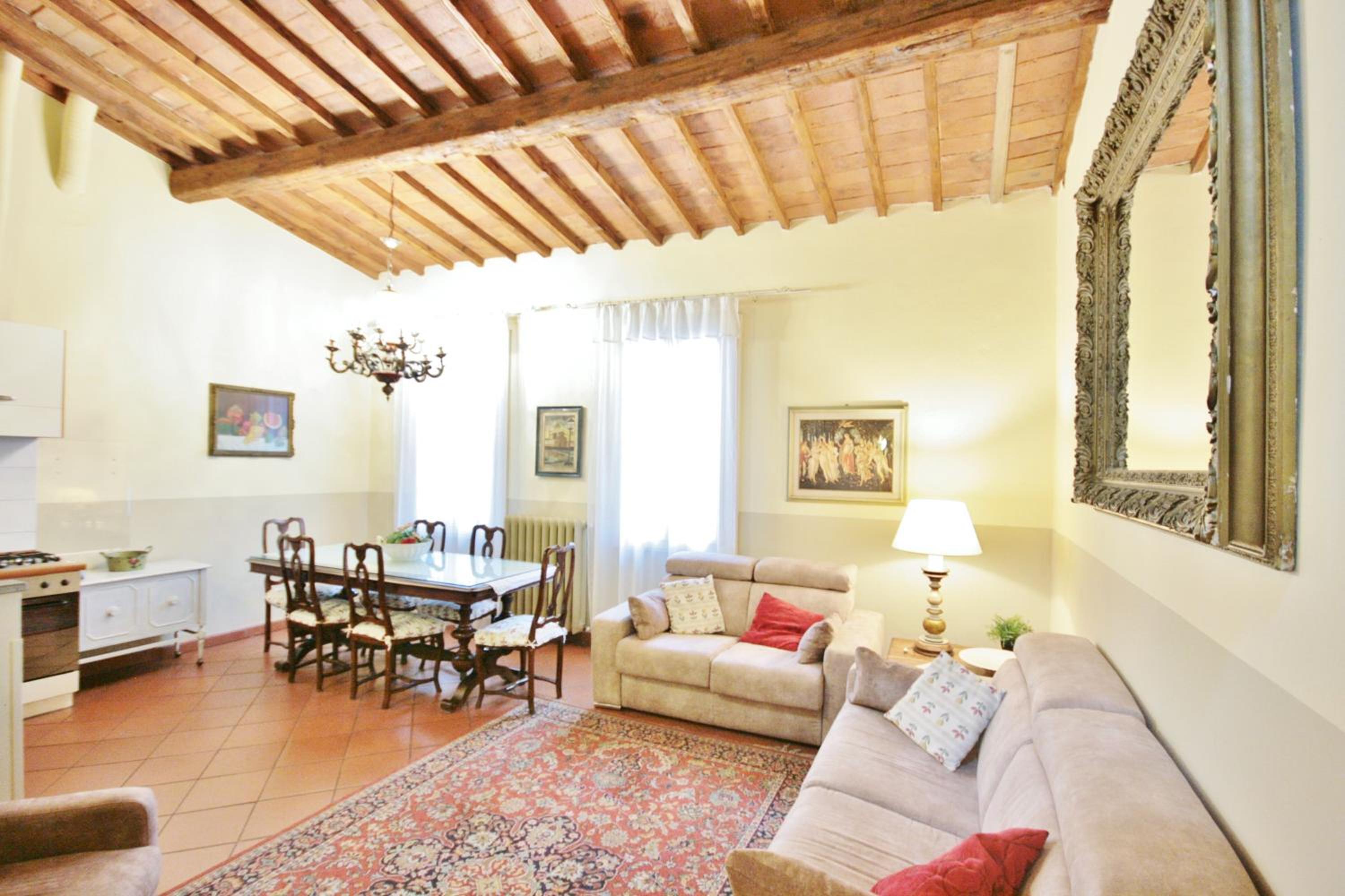 3-Bedroom Apartment - Split Level photo 1