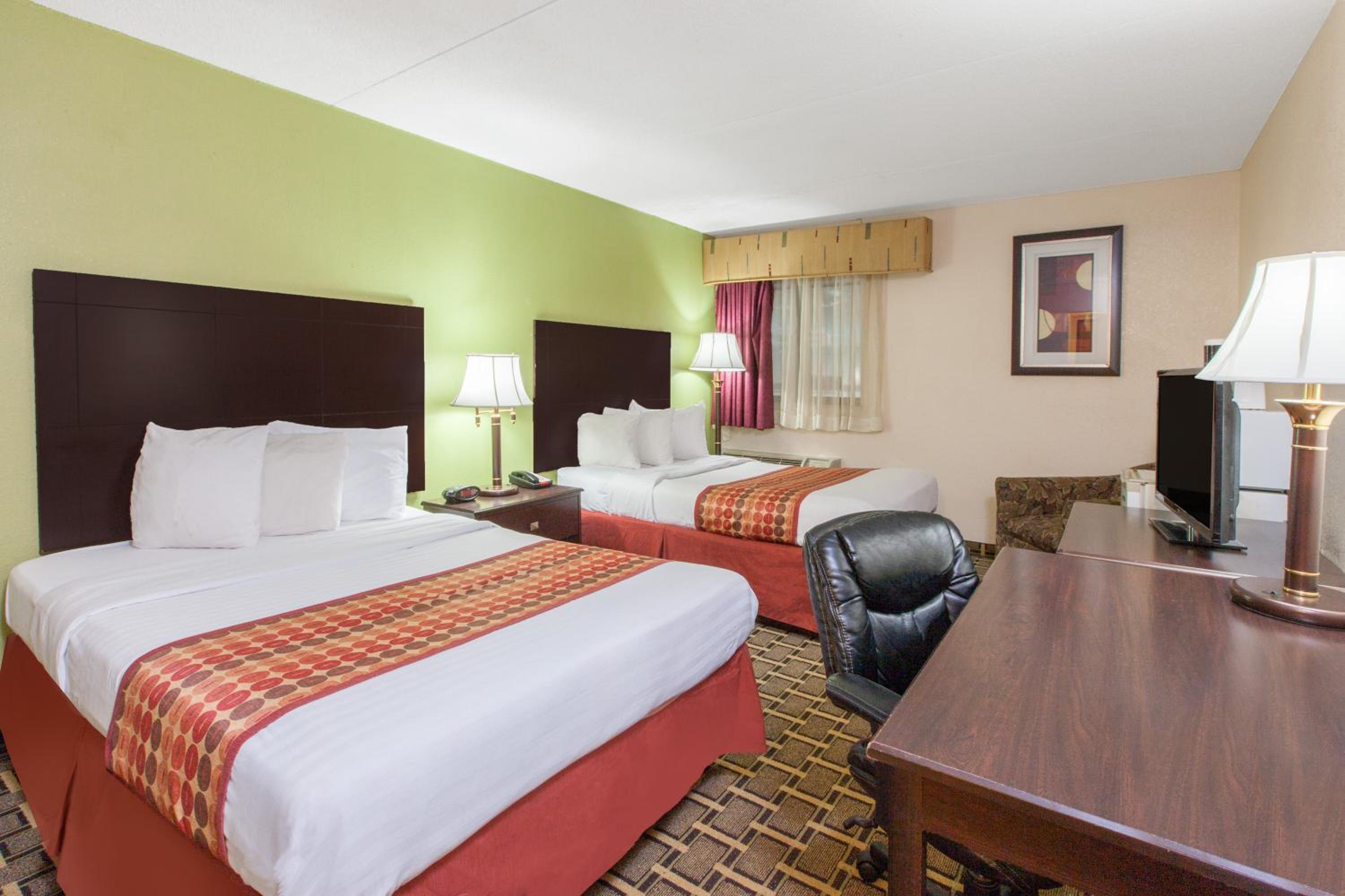 Standard Room with Two Double Beds - Non-Smoking photo 1