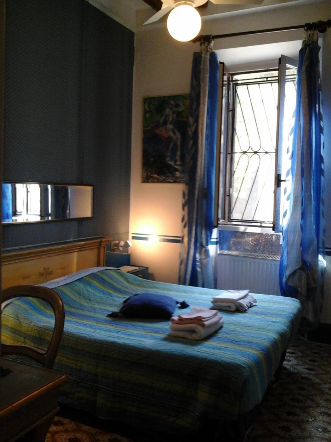 Deluxe Suite photo 3