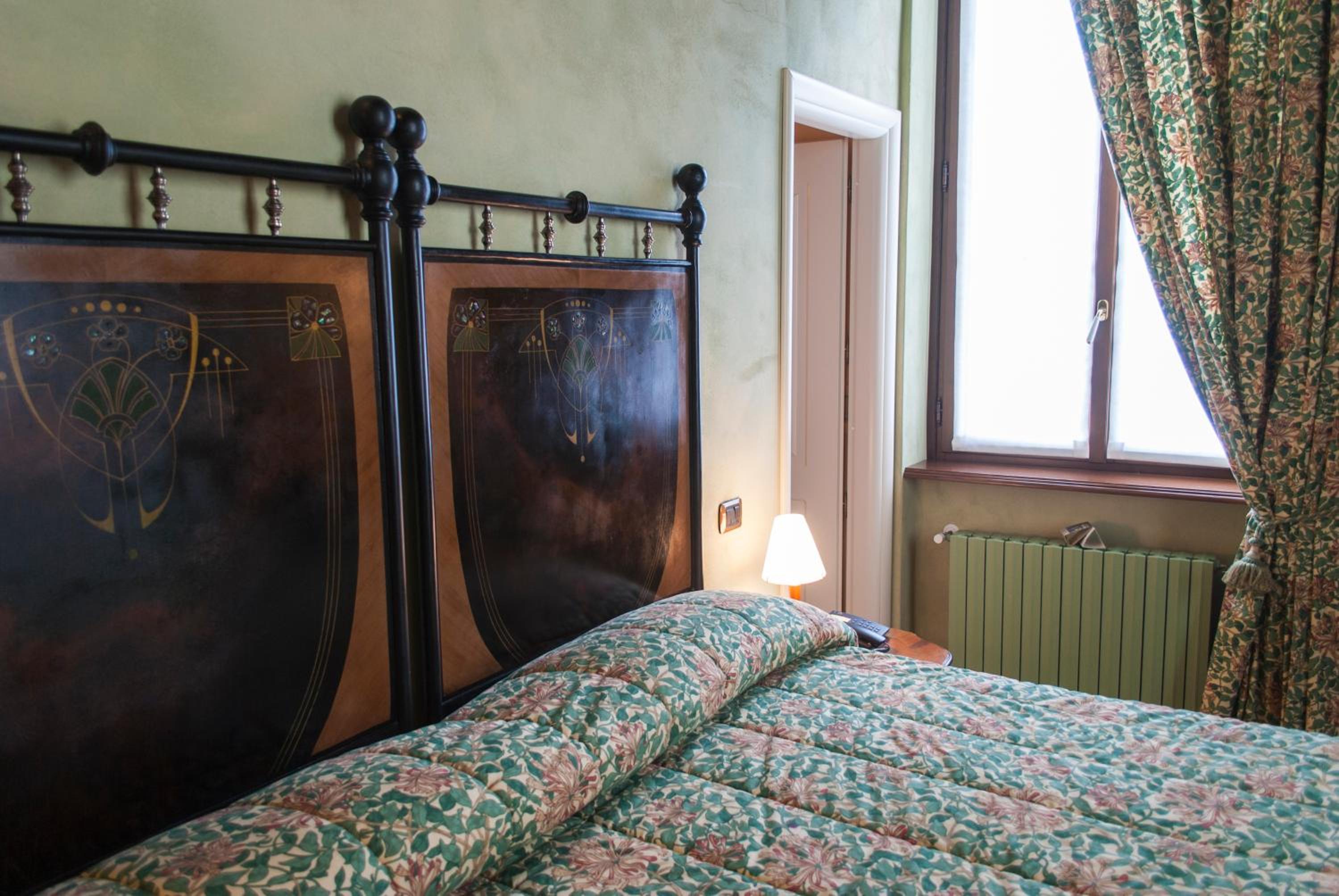 Double Room - Photo 7
