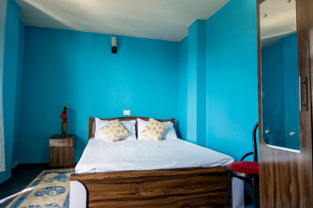 Standard King Room photo 2