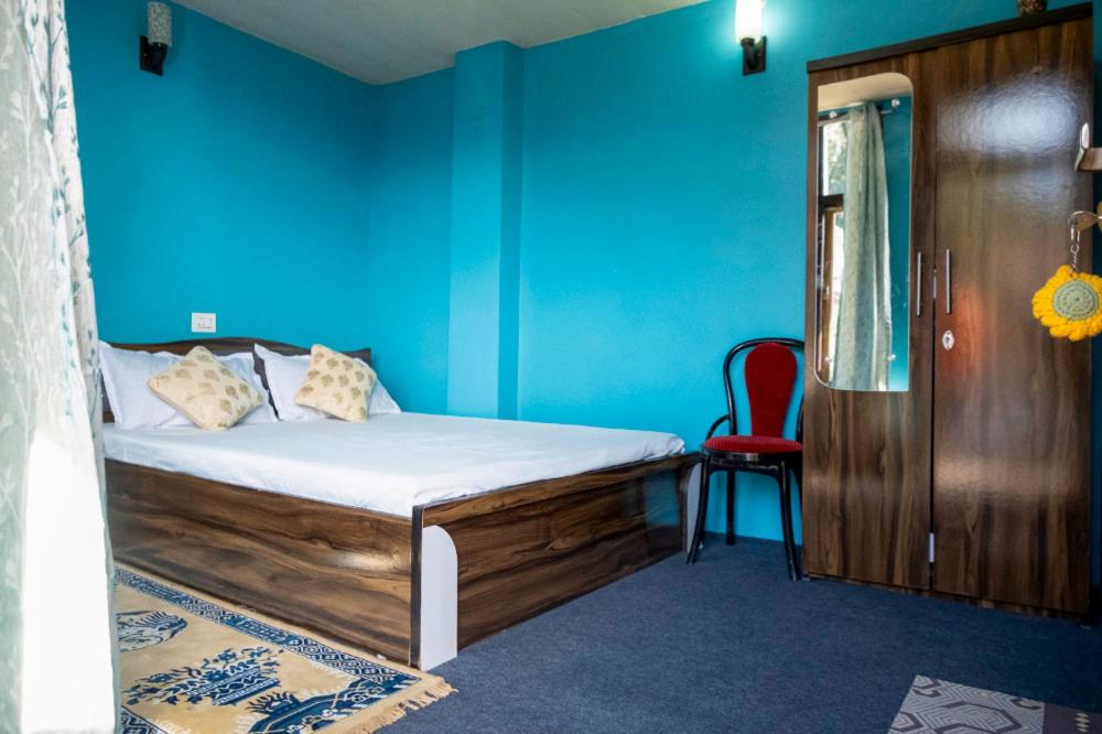 Standard King Room photo 1