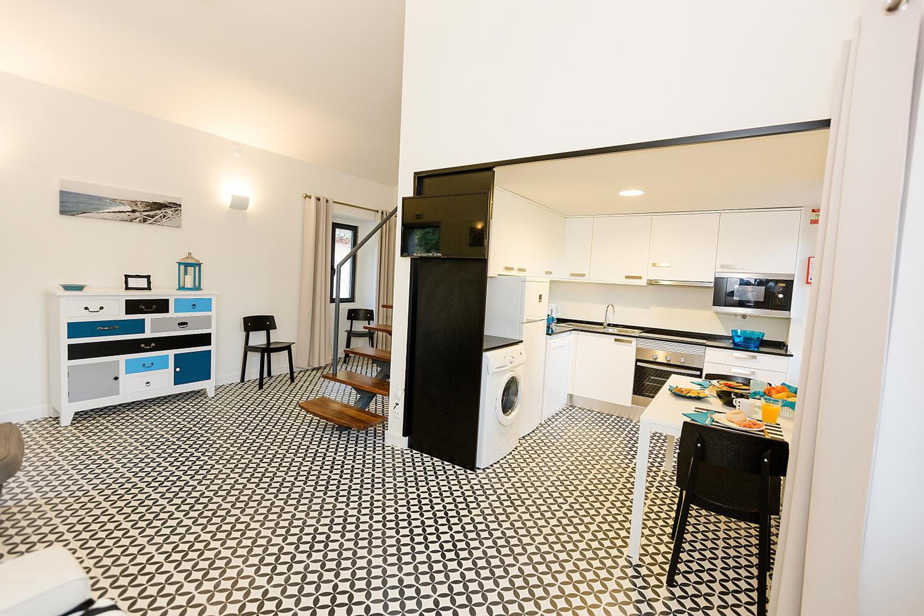 Premium Two-Bedroom Apartment - Photo 3