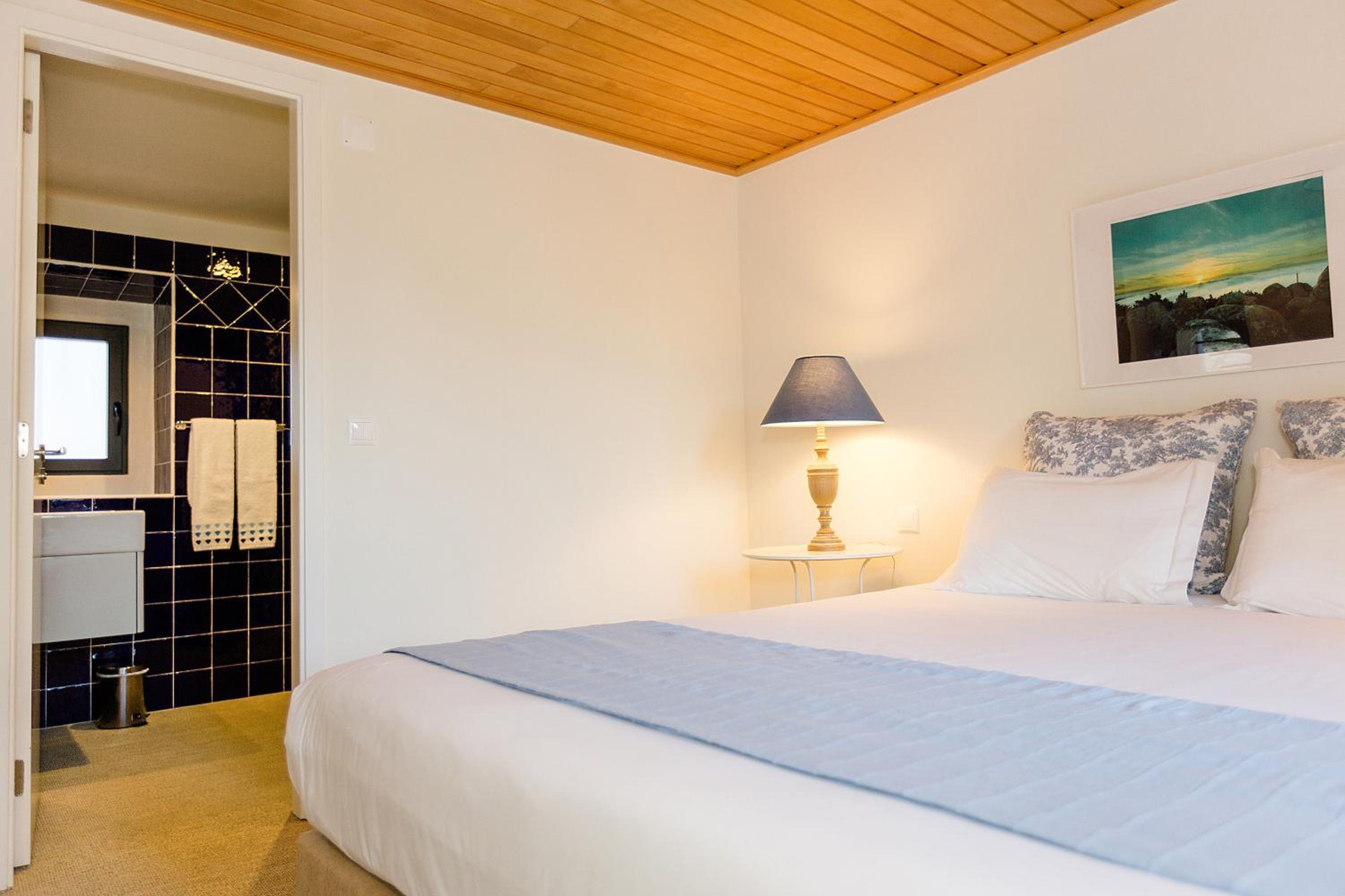 Premium Two-Bedroom Apartment - Photo 6