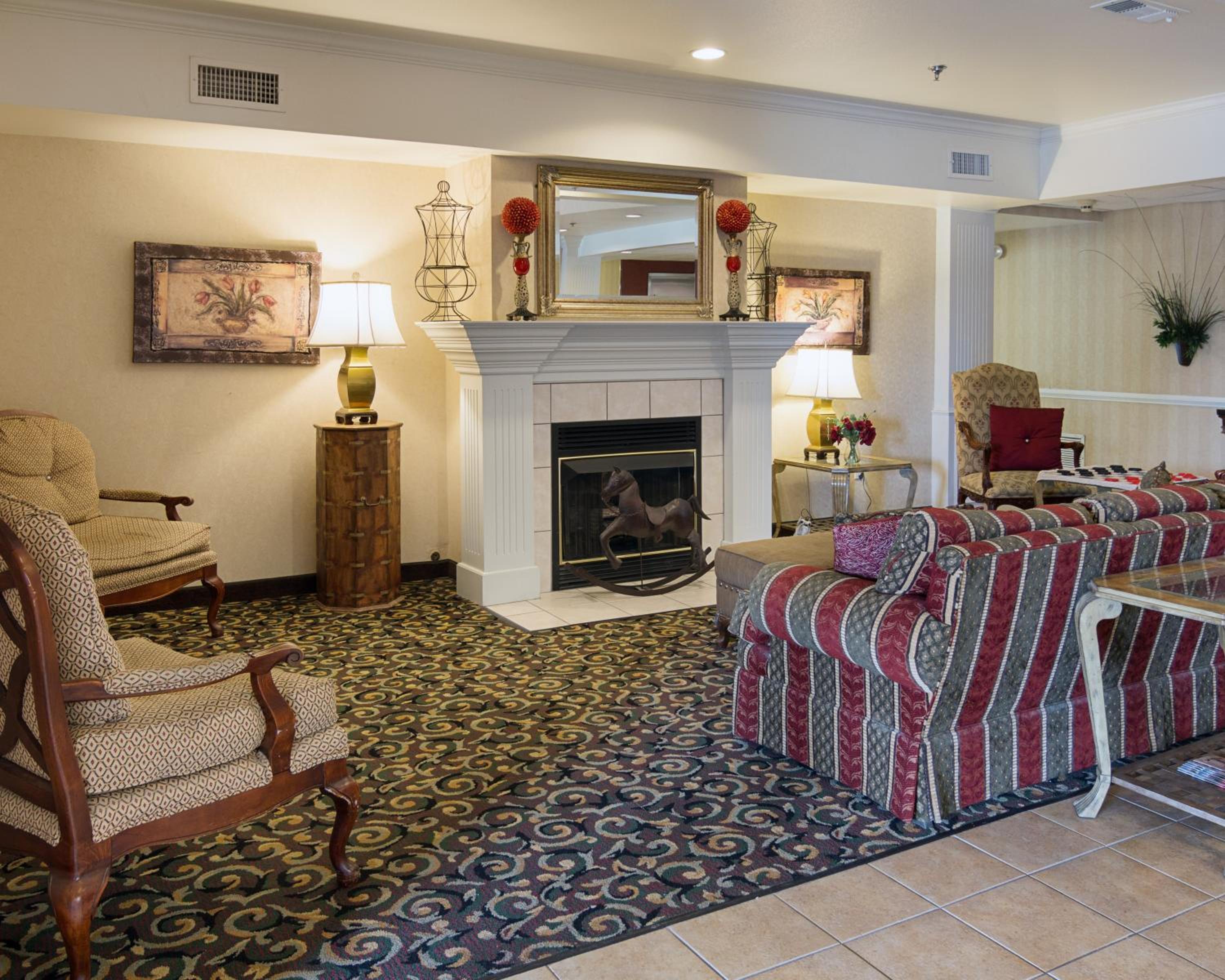 King Room - Disability Access/Non-Smoking - Photo 10