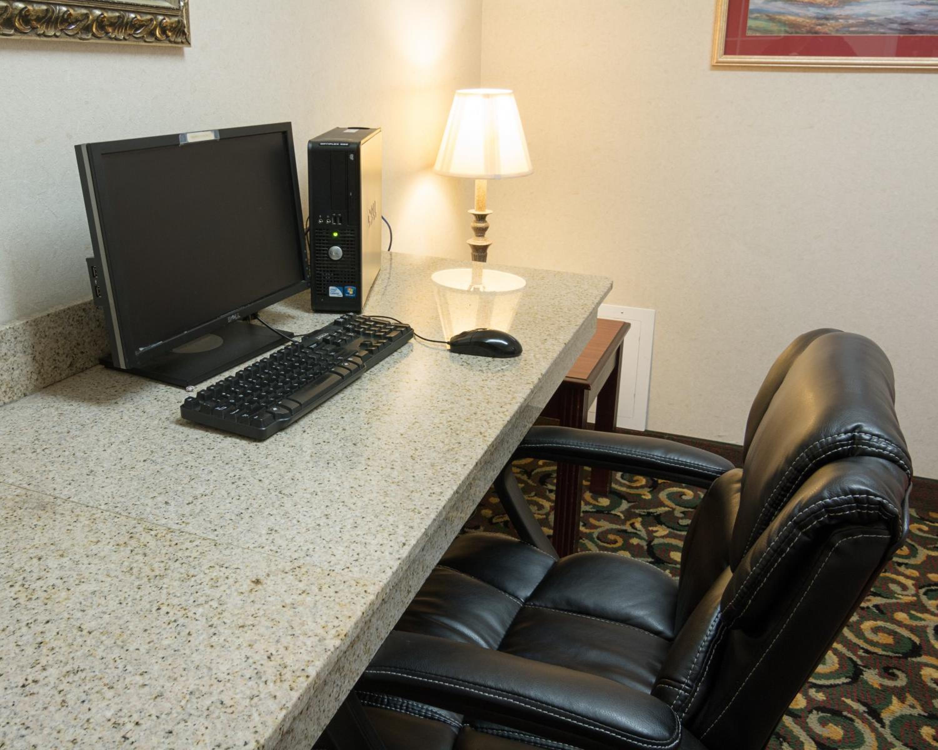 King Room - Disability Access/Non-Smoking - Photo 5