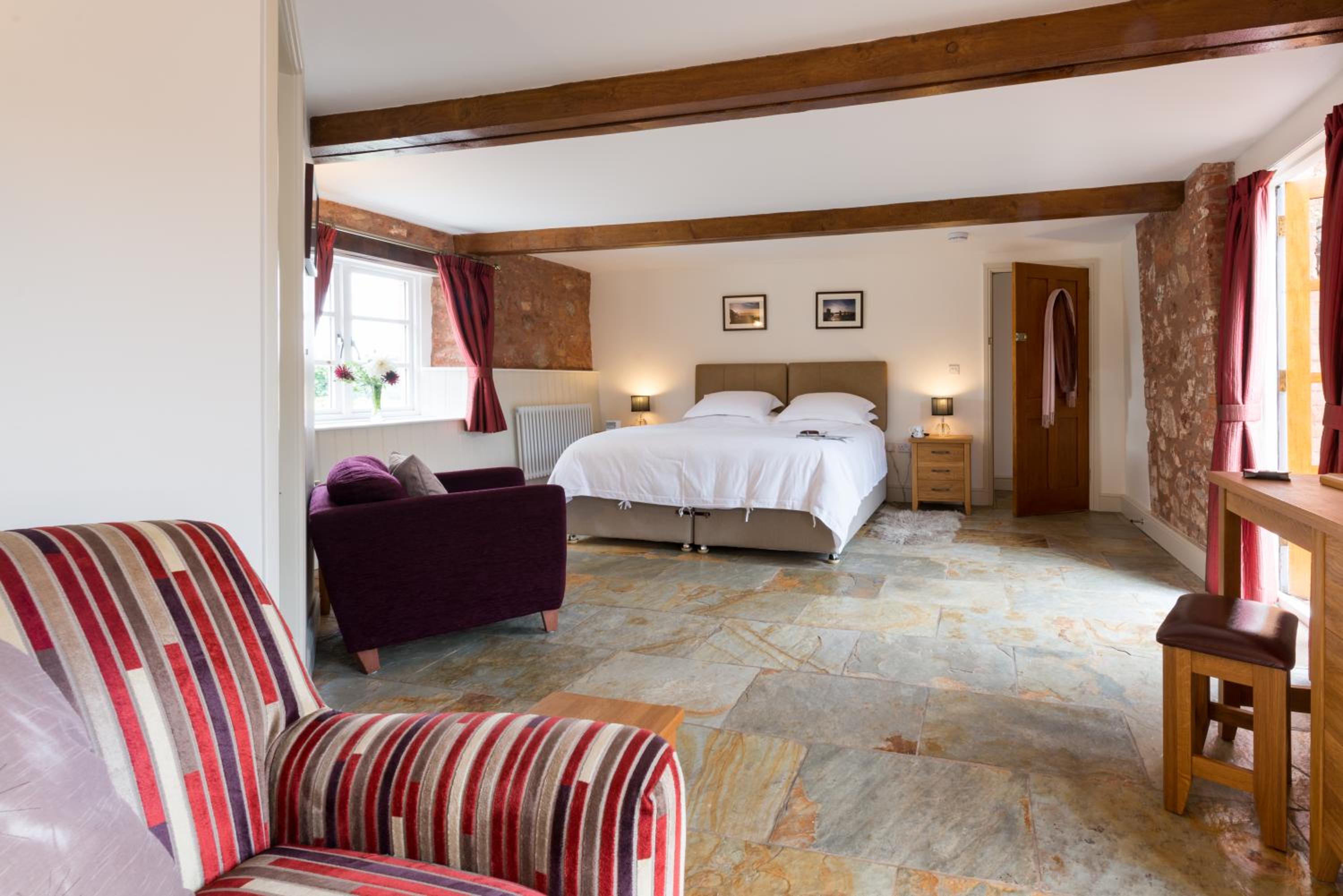Family Suite - Ground Floor photo 3