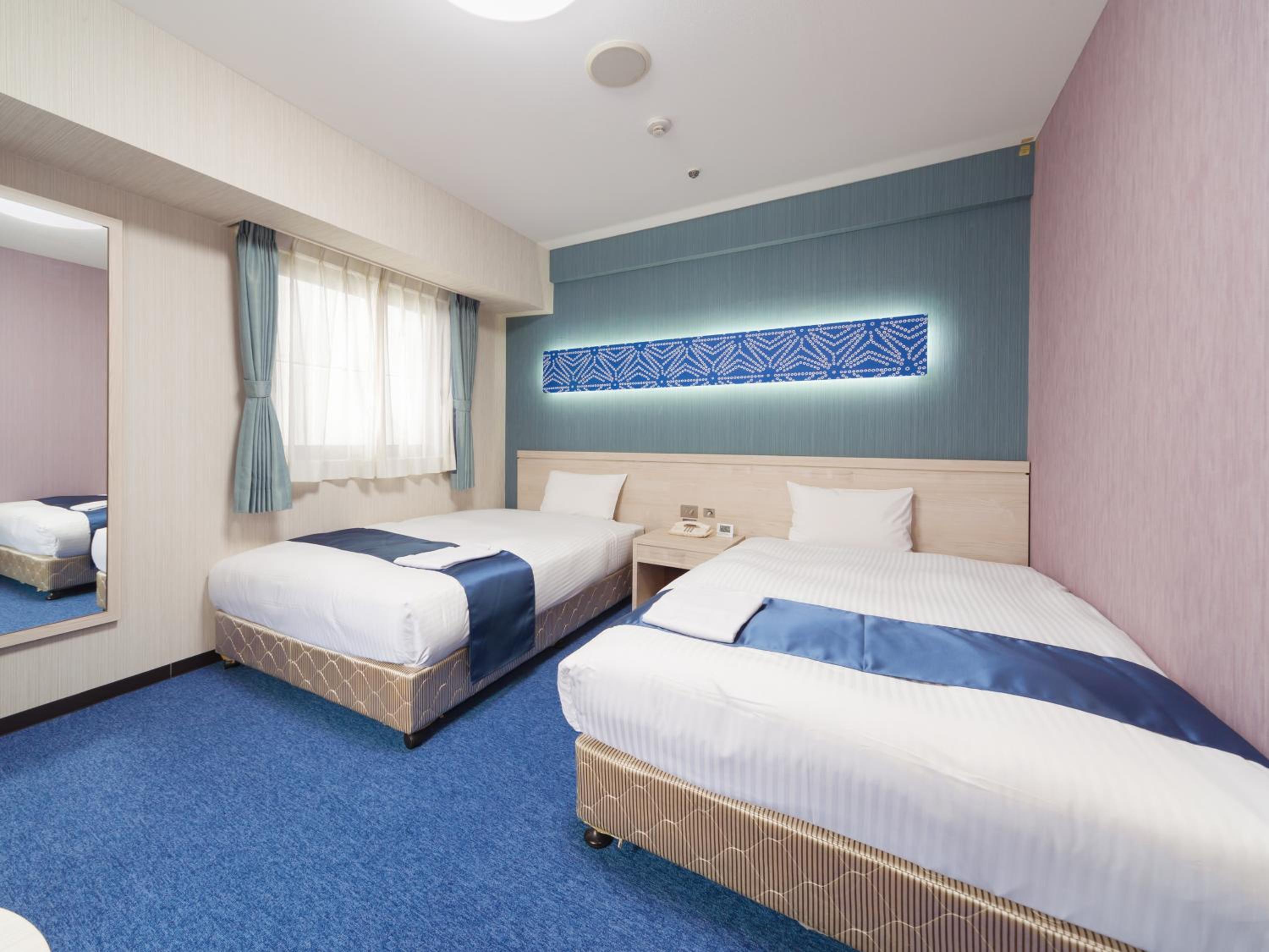 Twin Room - Non-Smoking - Photo 7