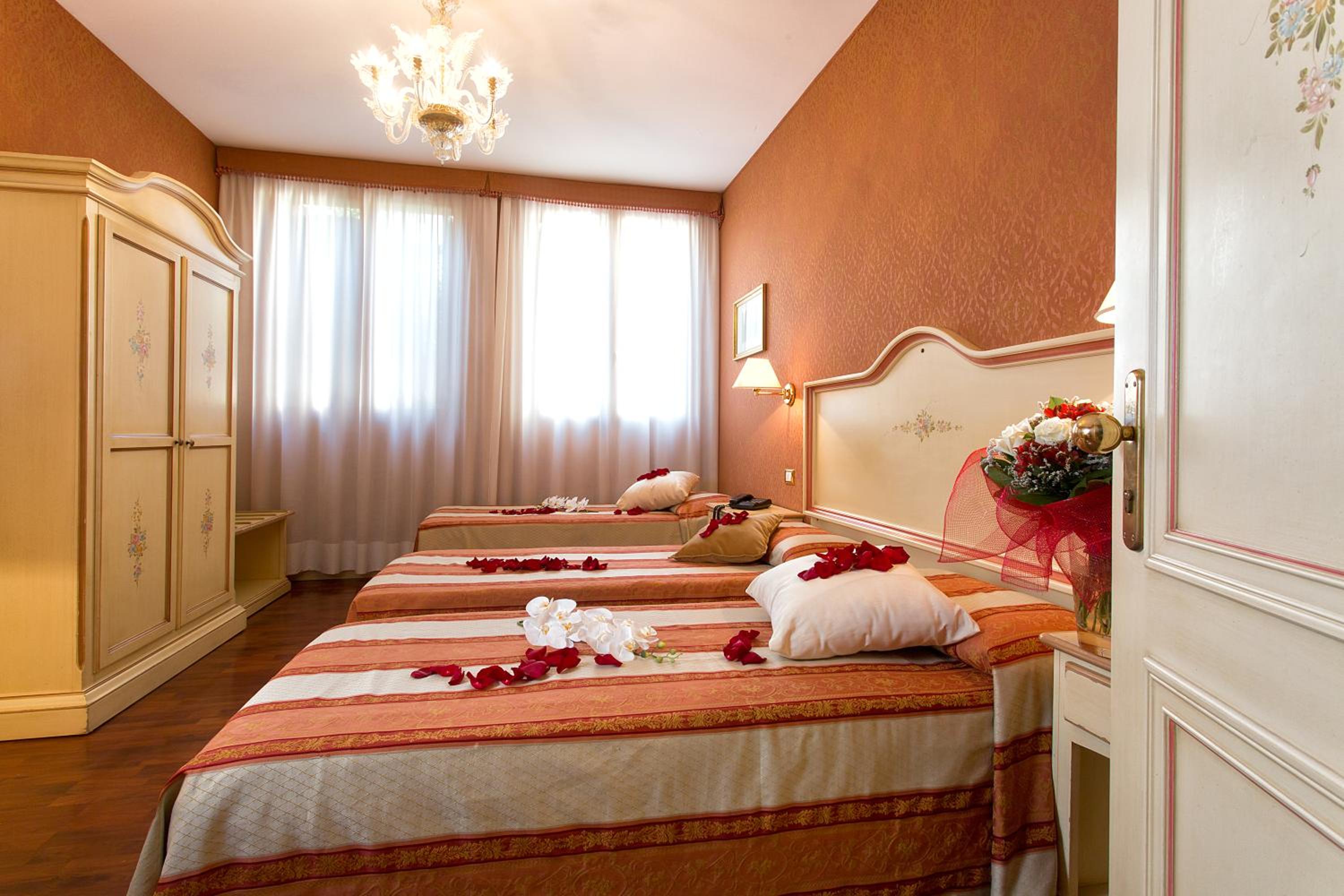 Triple Room - Annex photo 3