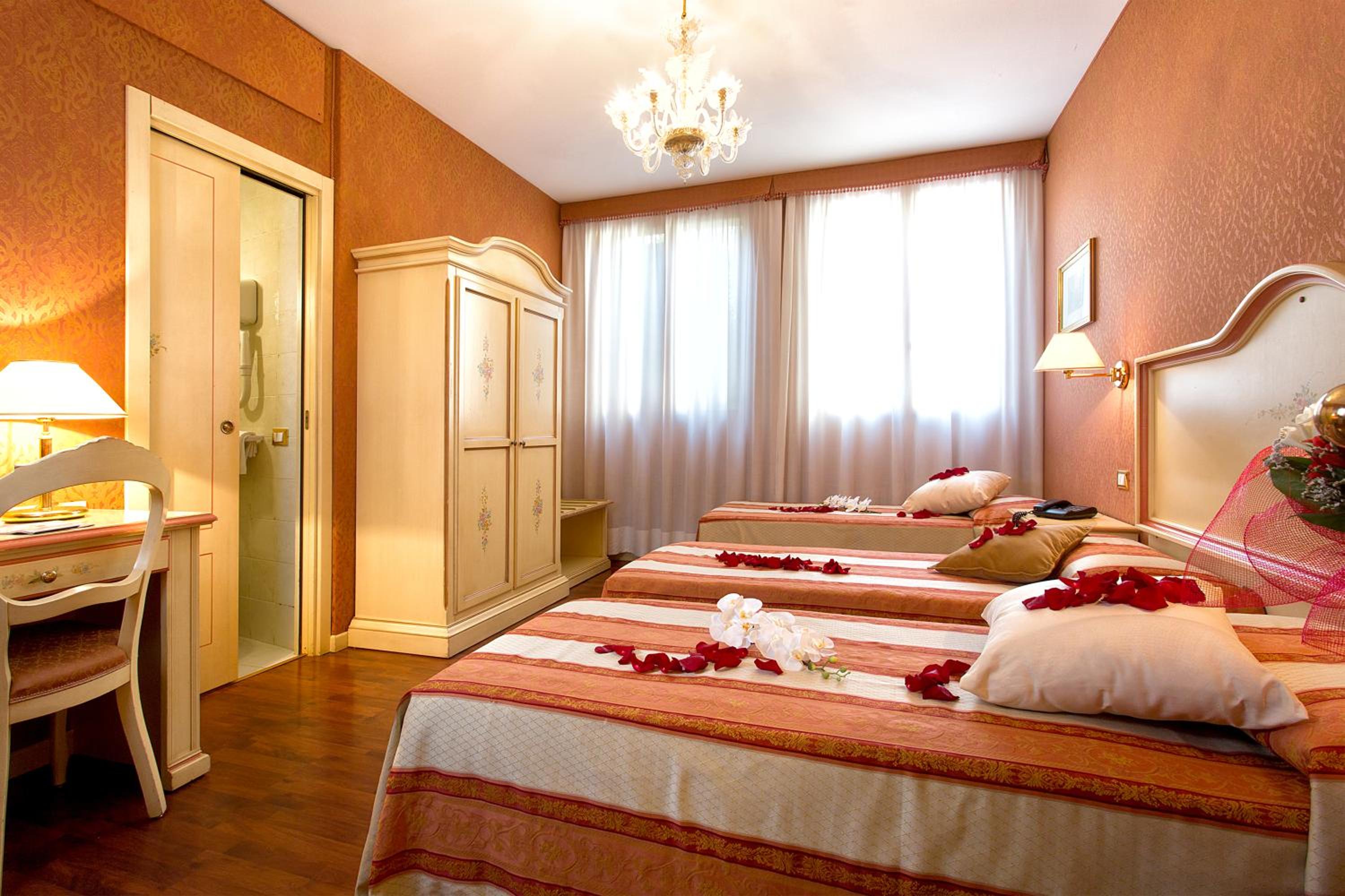 Triple Room - Photo 3