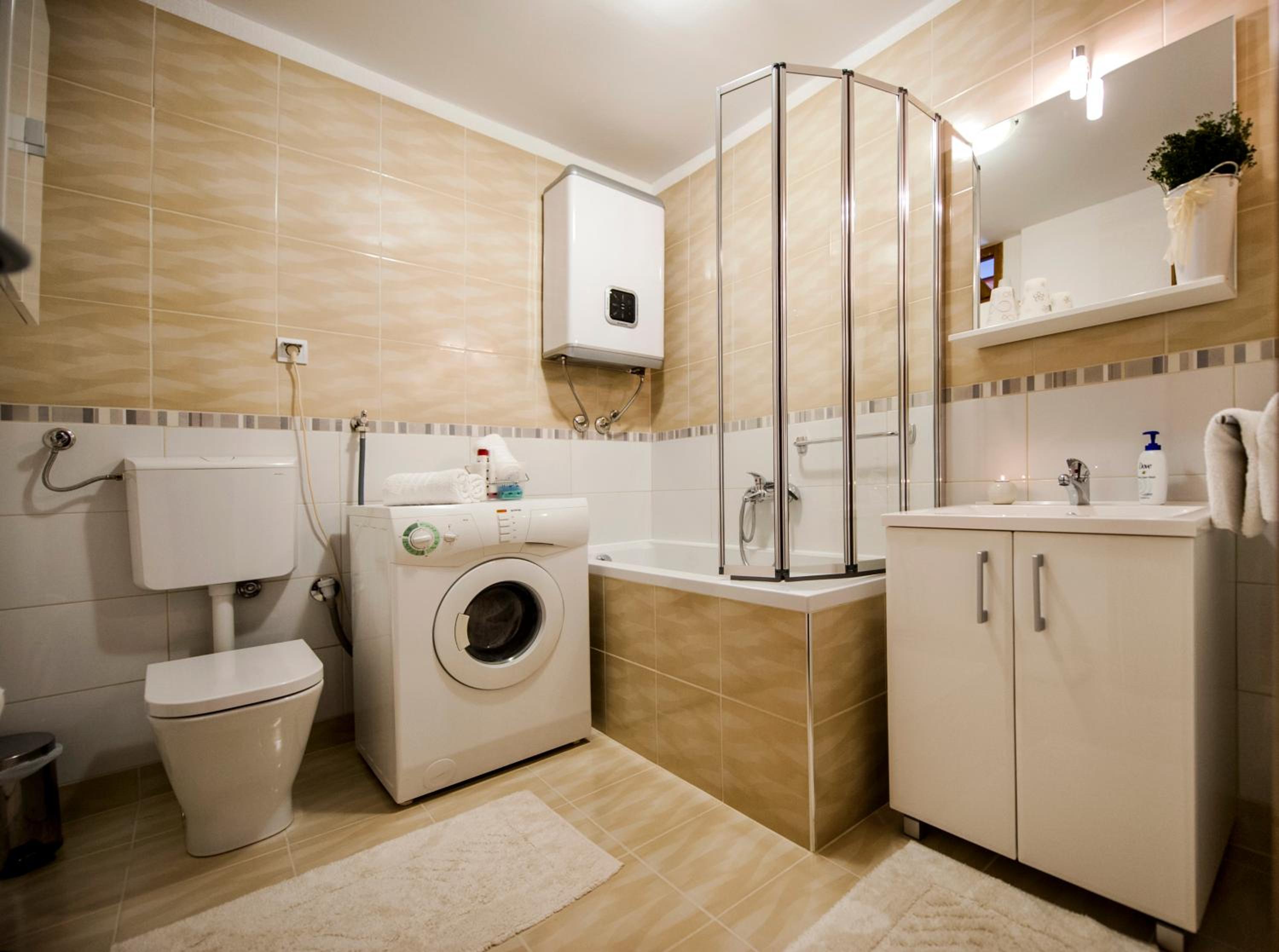One-Bedroom Apartment - Photo 34
