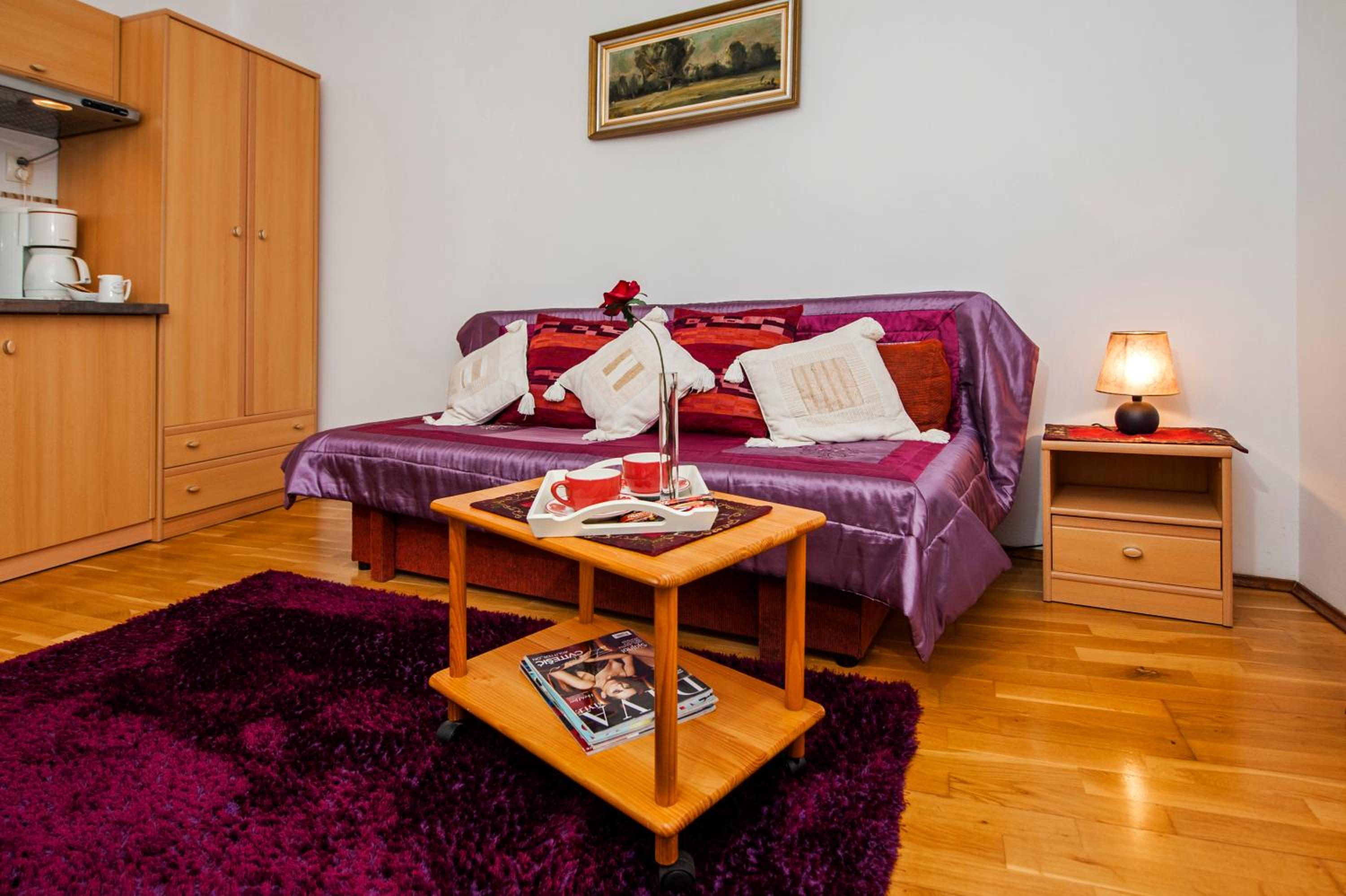 One-Bedroom Apartment - Photo 36