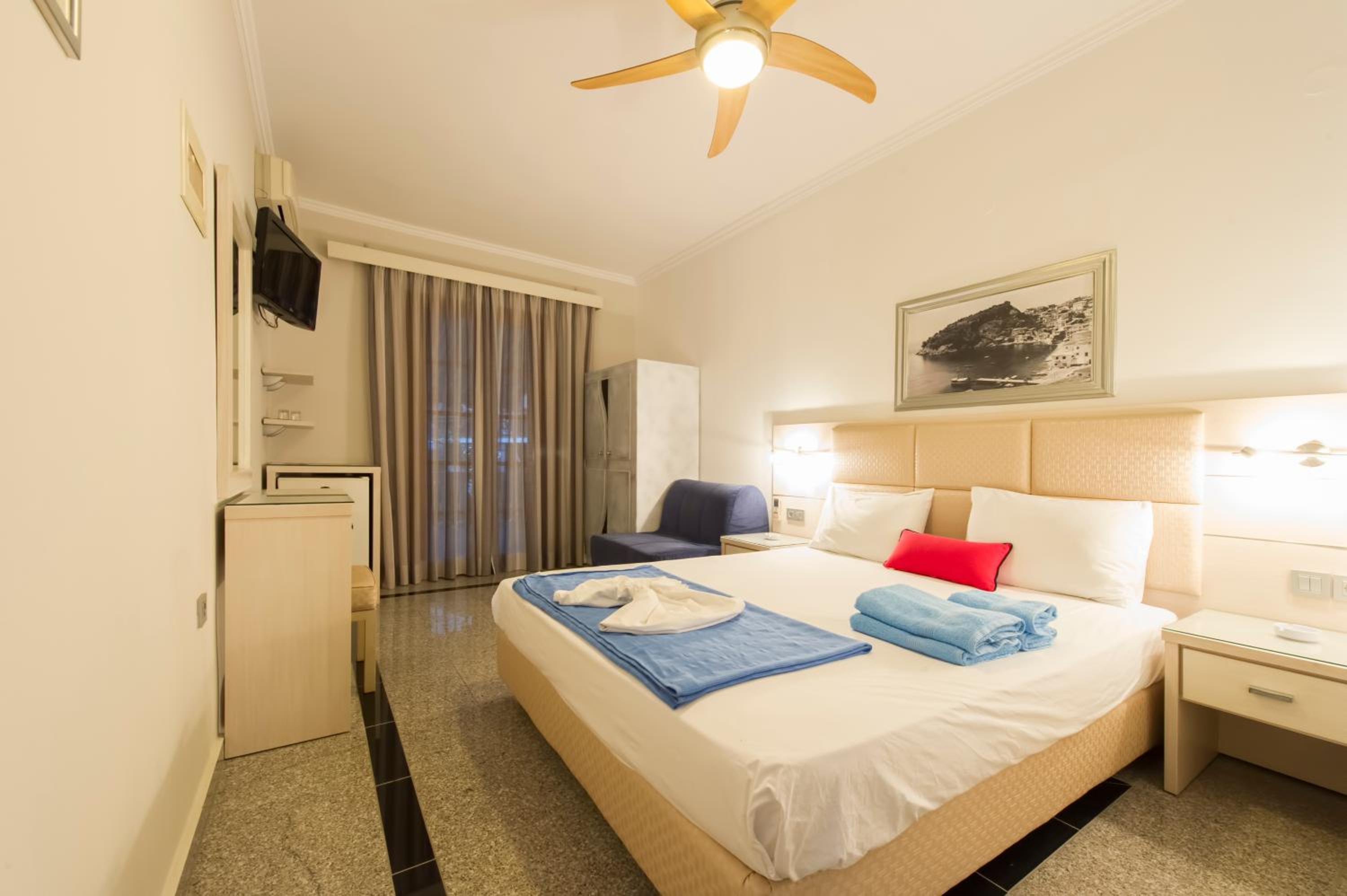 Superior Double Room with Balcony