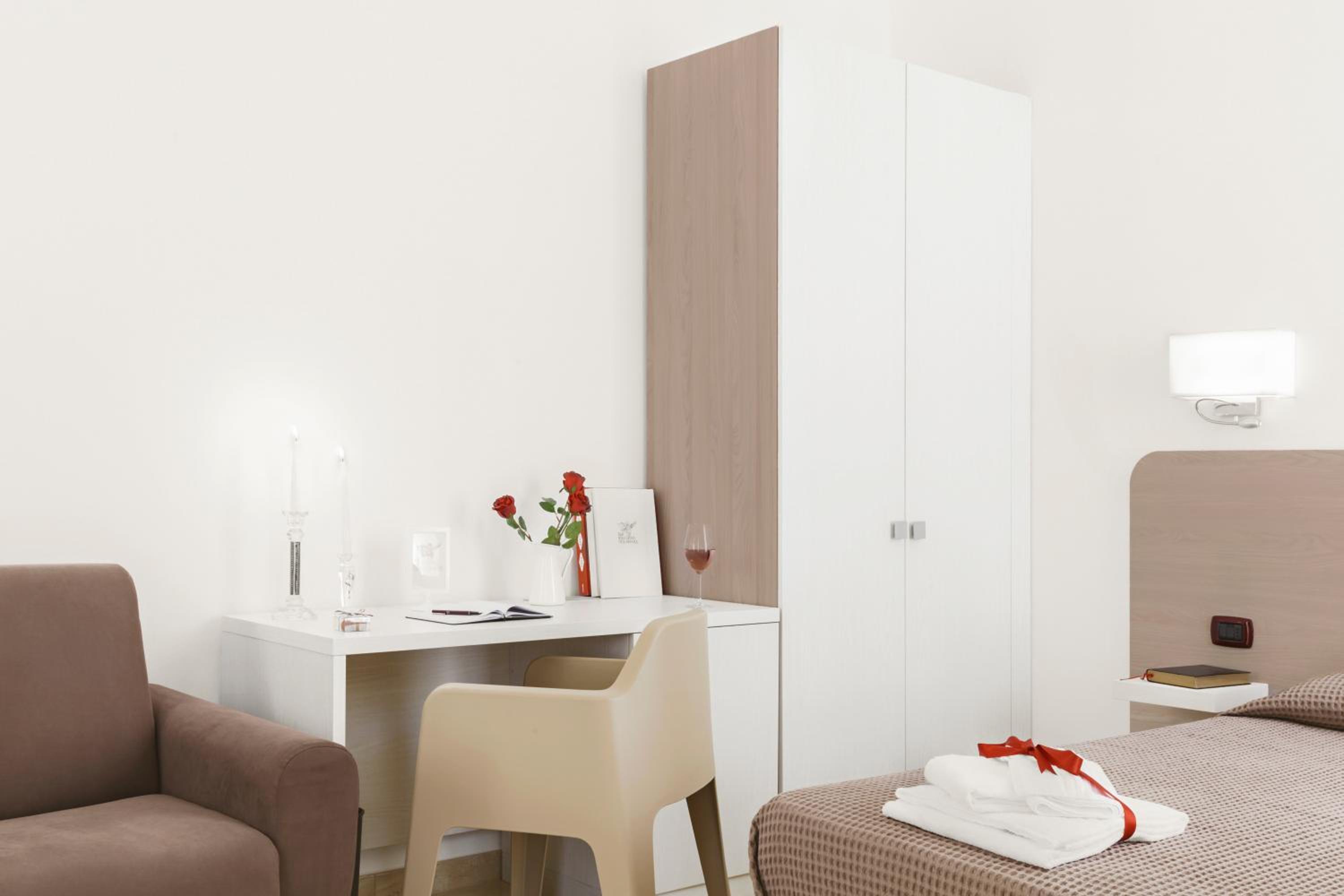 Deluxe Triple Room photo 3