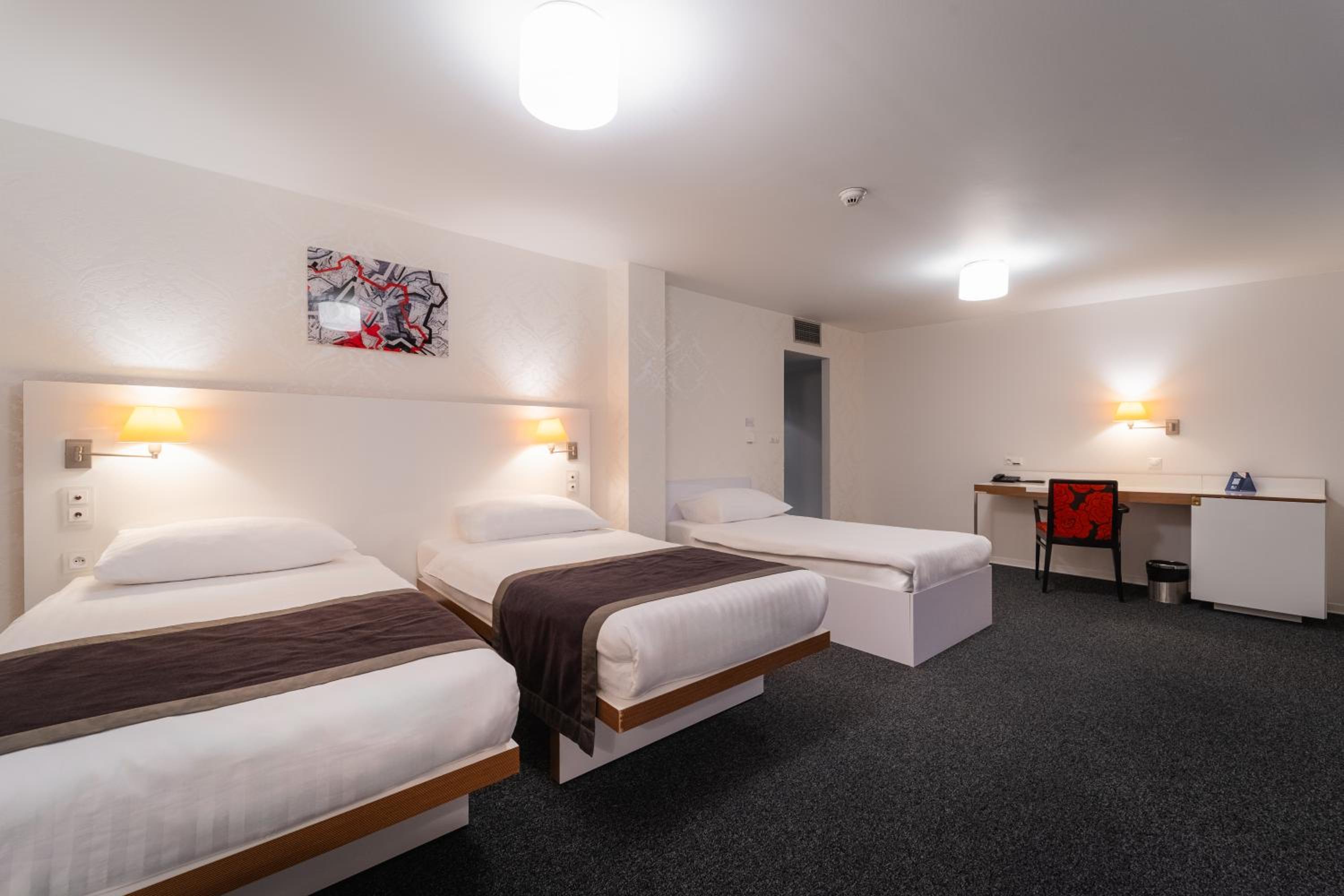 Triple Room