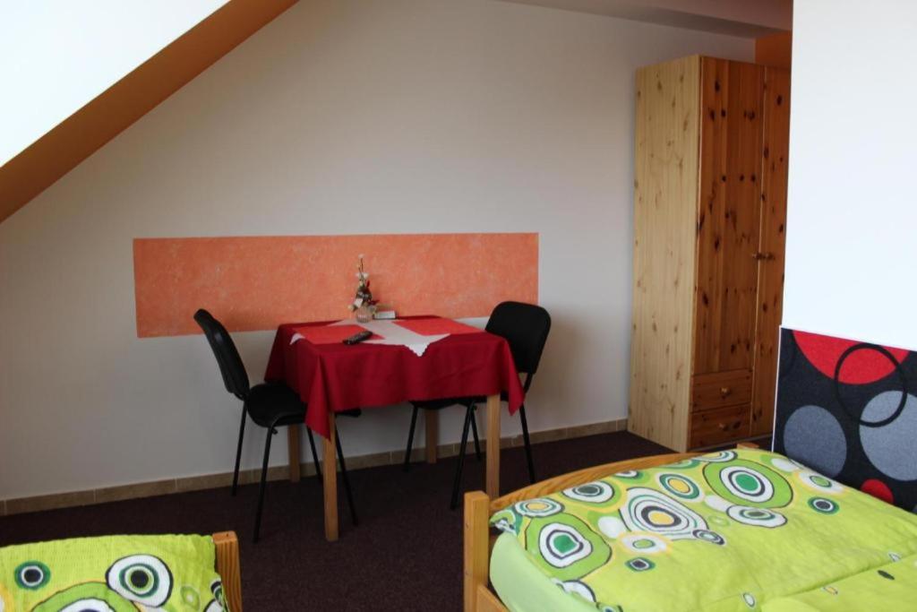 Twin Room photo 1