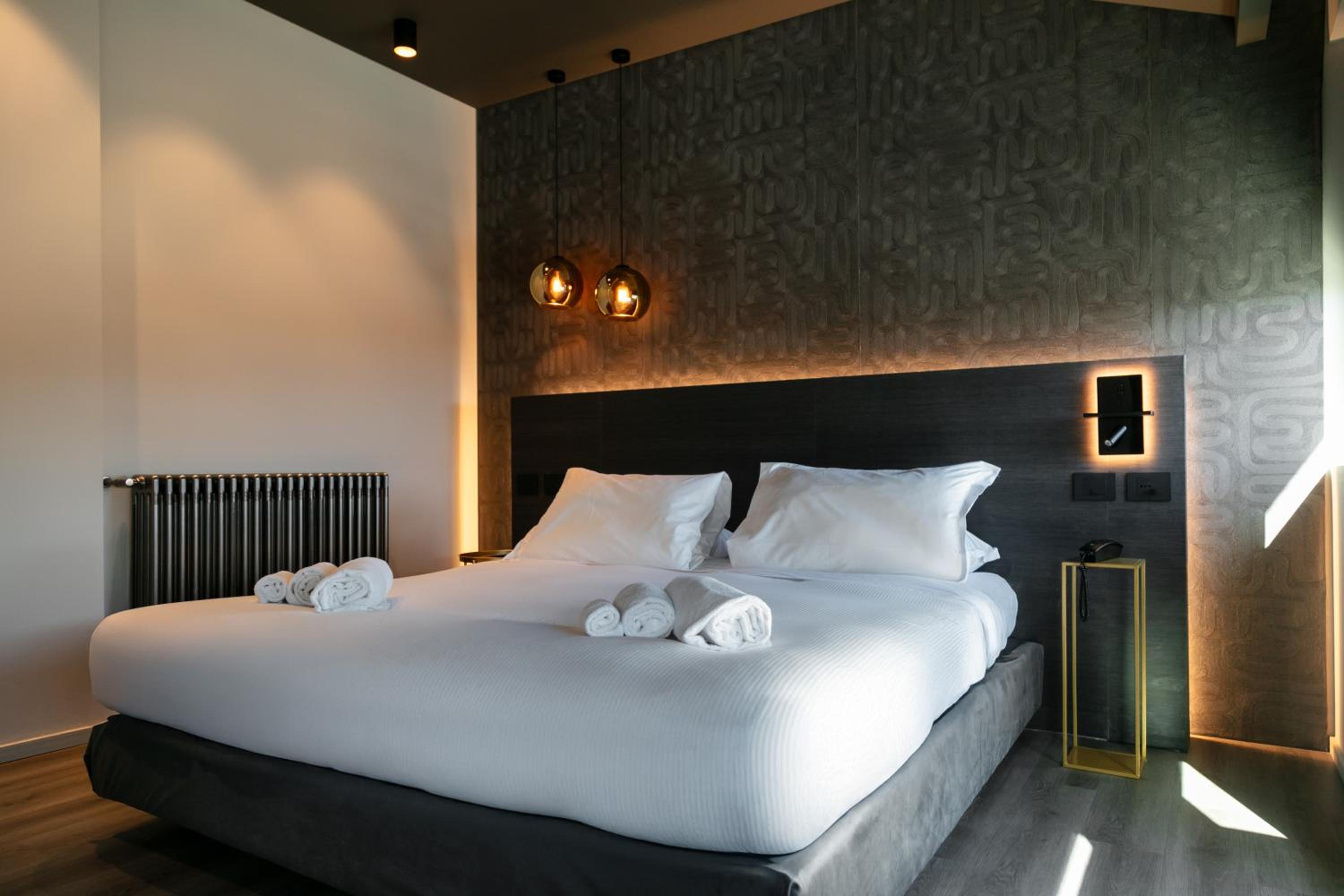 Deluxe Double Room with Bath photo 2