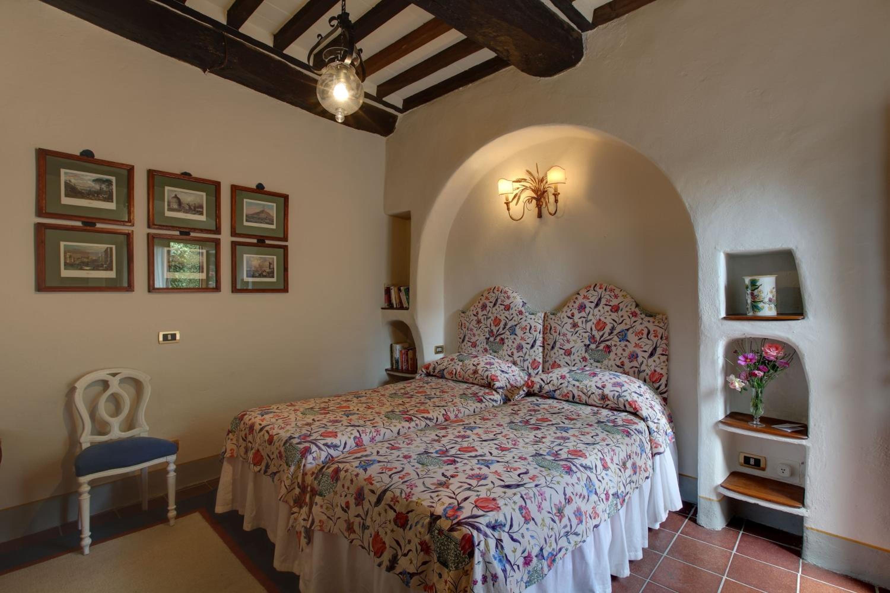 Classic Double Room - Photo 1
