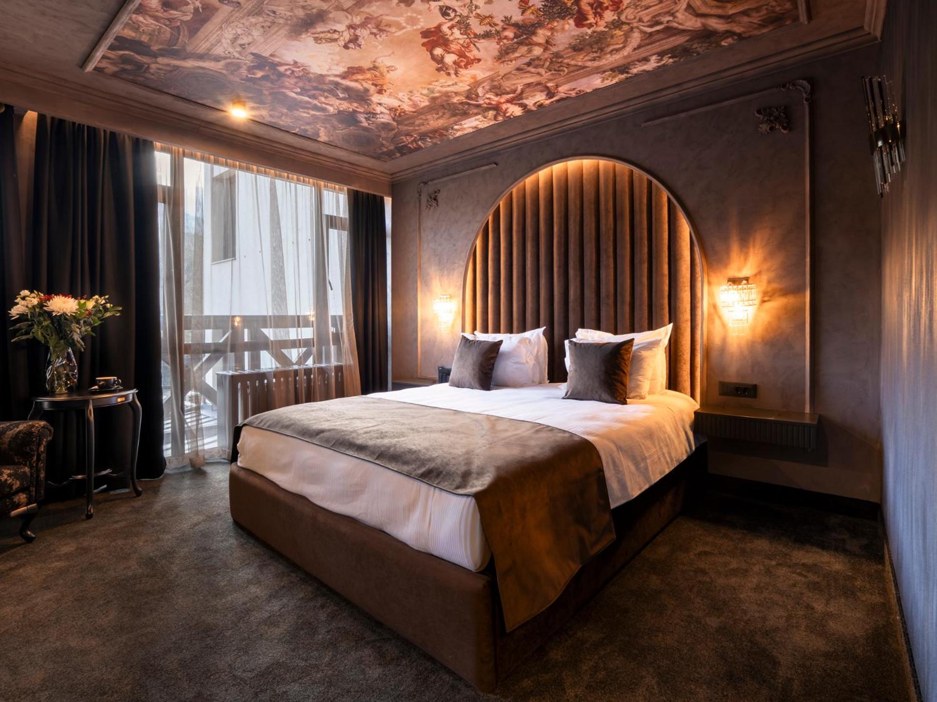 Premier Room 
