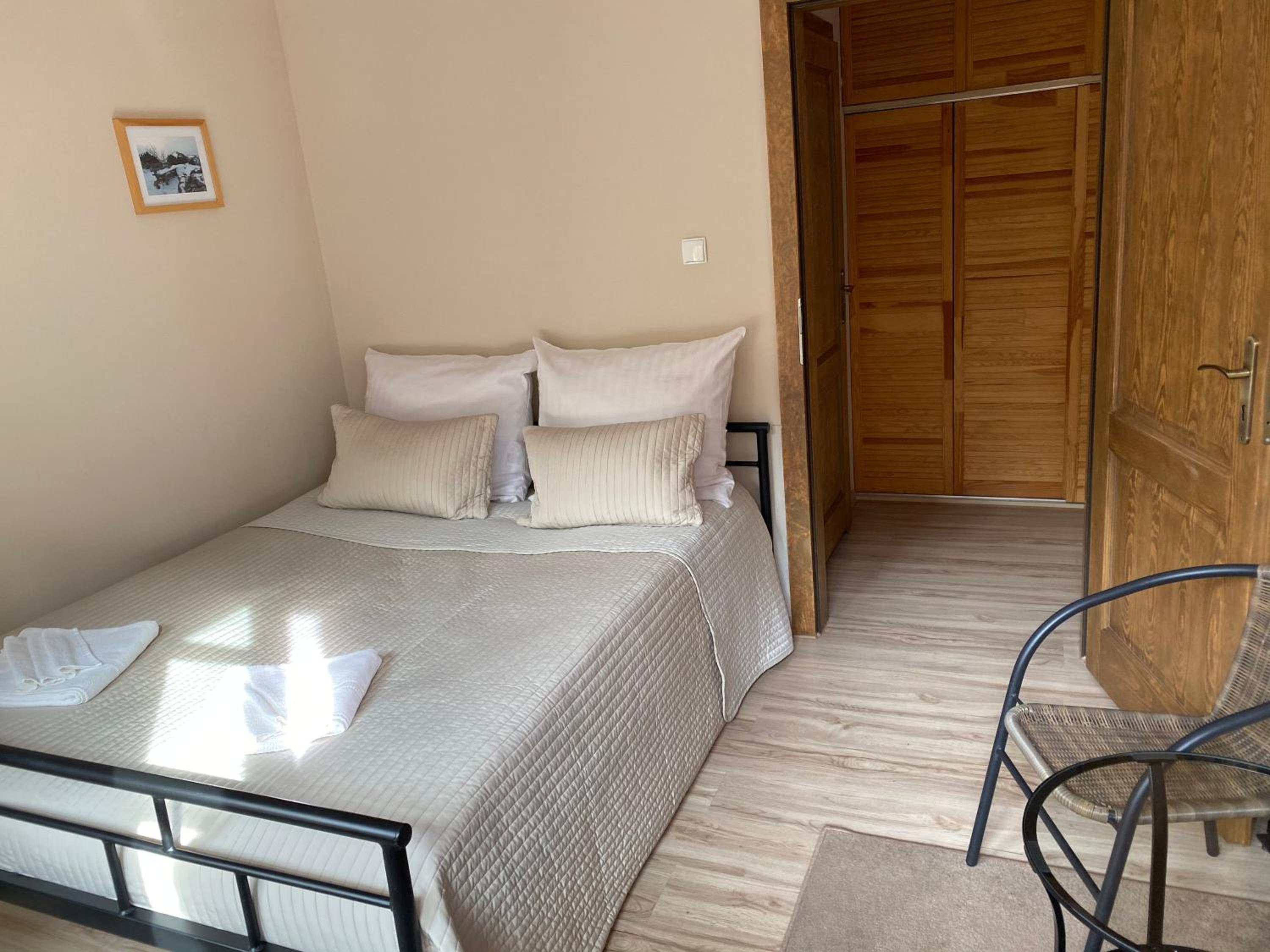One-Bedroom Suite photo 2