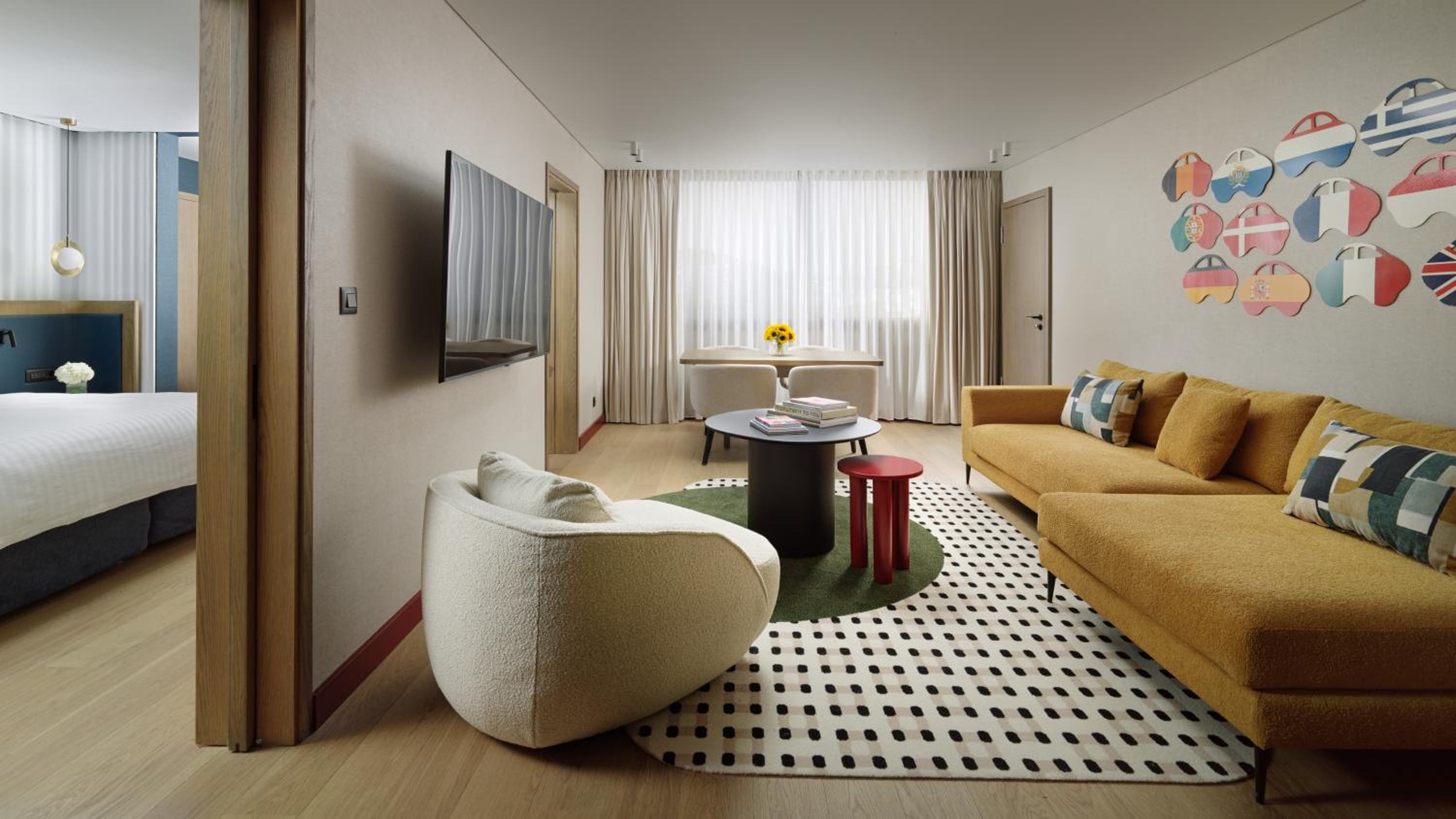 One Bedroom King Suite Club Access
