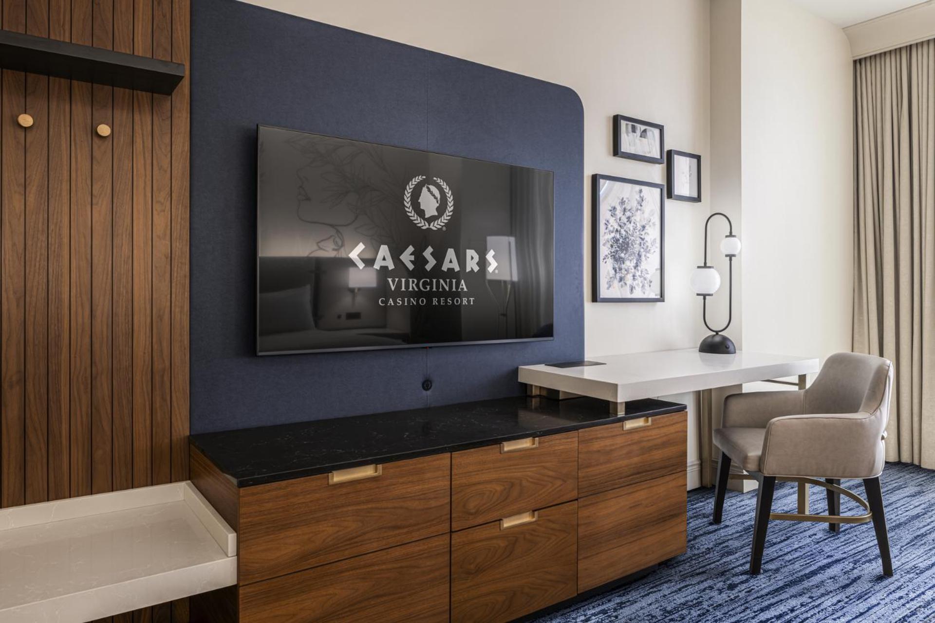 Luxury Room, 2 Queens, Mountain View	 photo 3