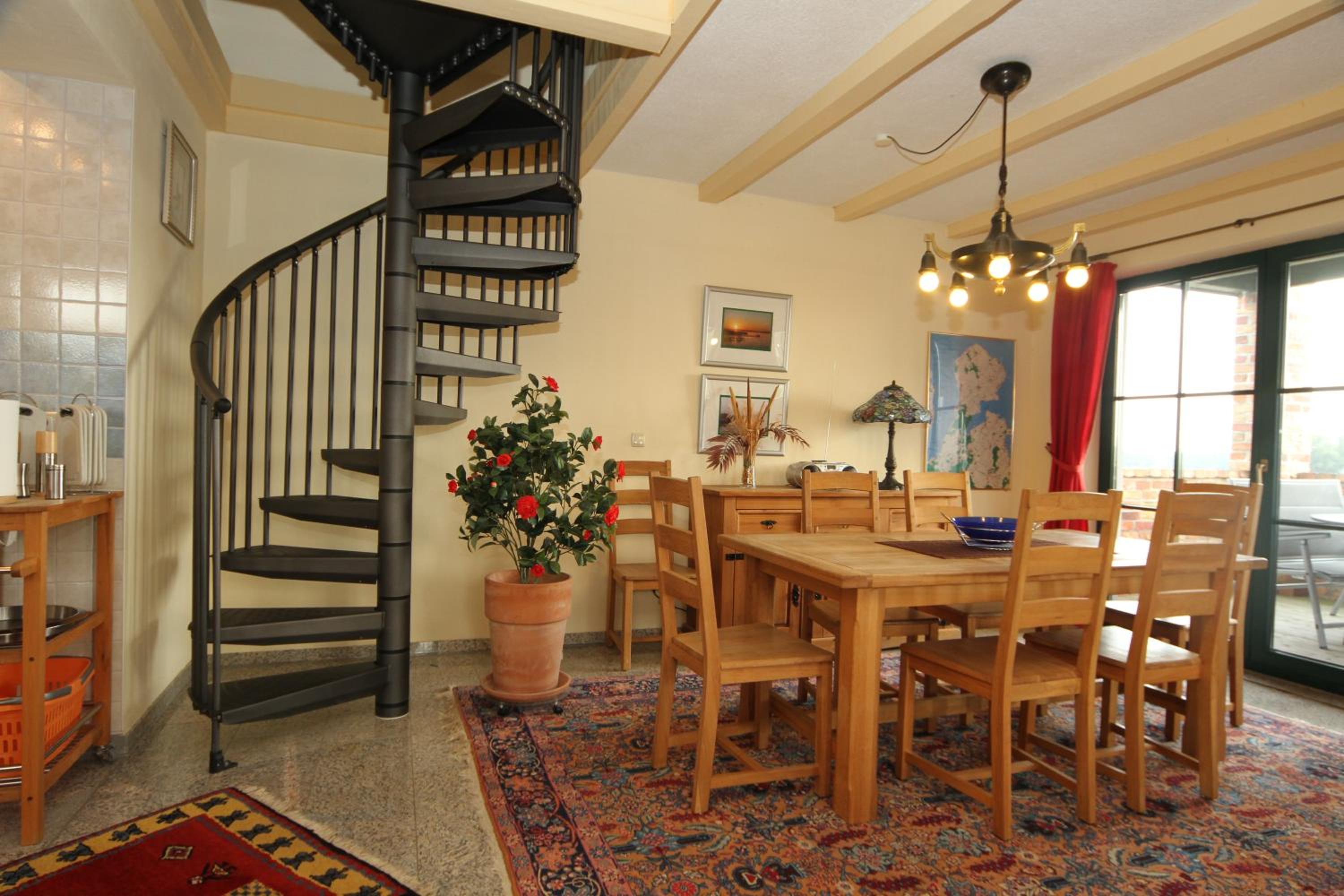 Three-Bedroom Apartment photo 2