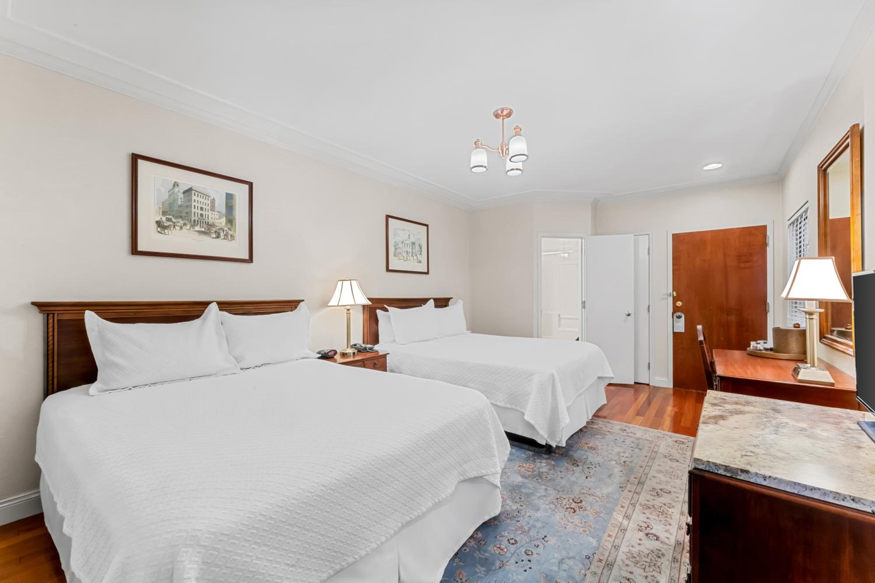 Double Room - Photo 3