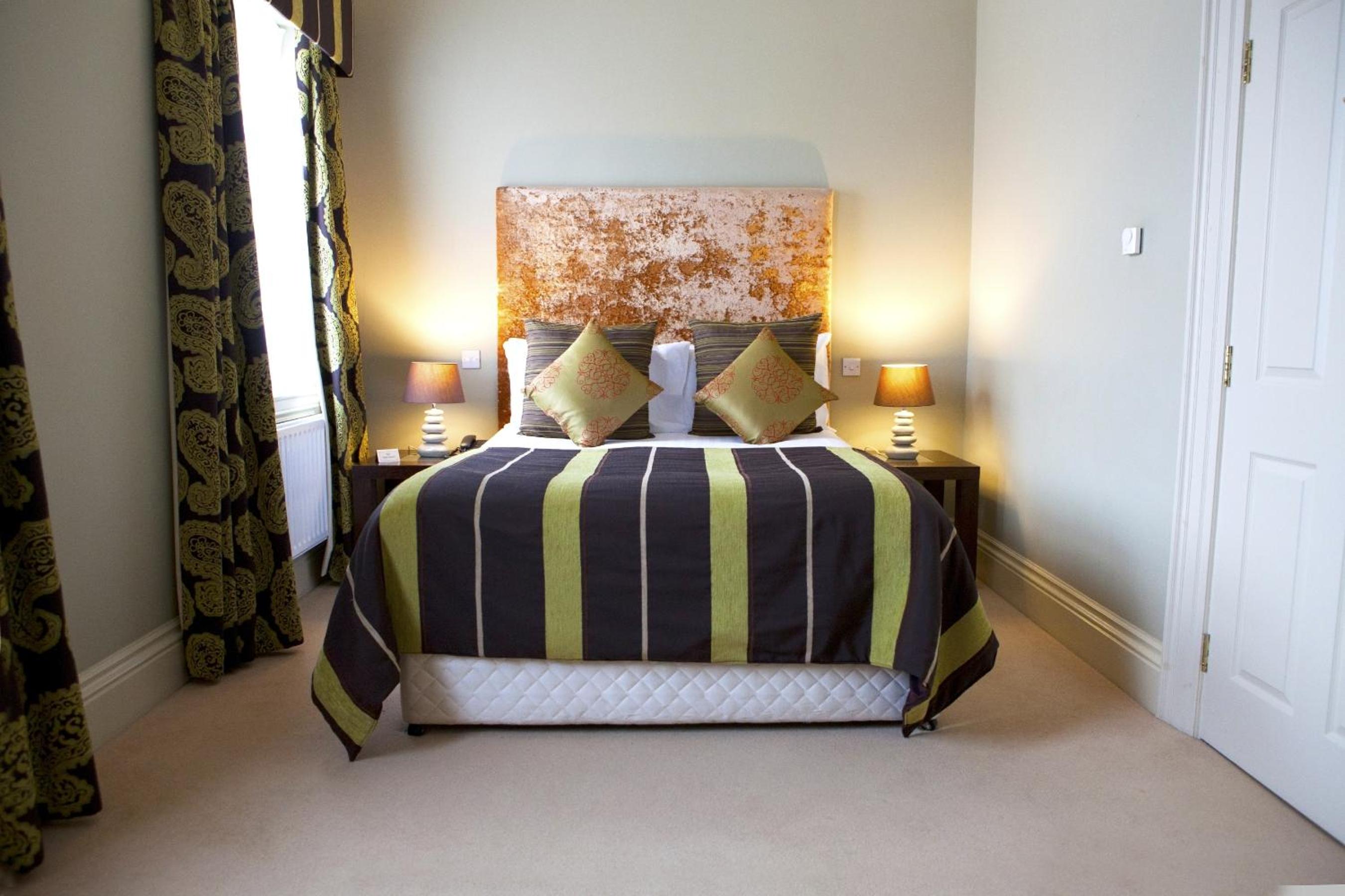 Standard Double Room - Photo 6