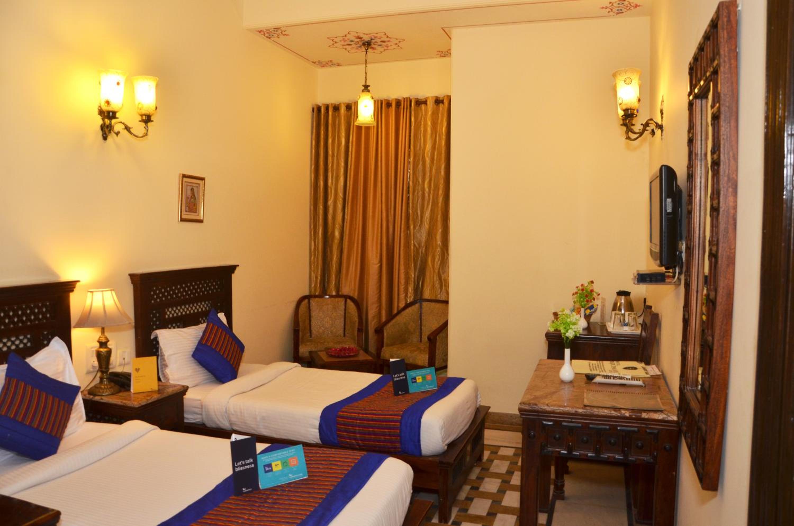 Super Deluxe Room