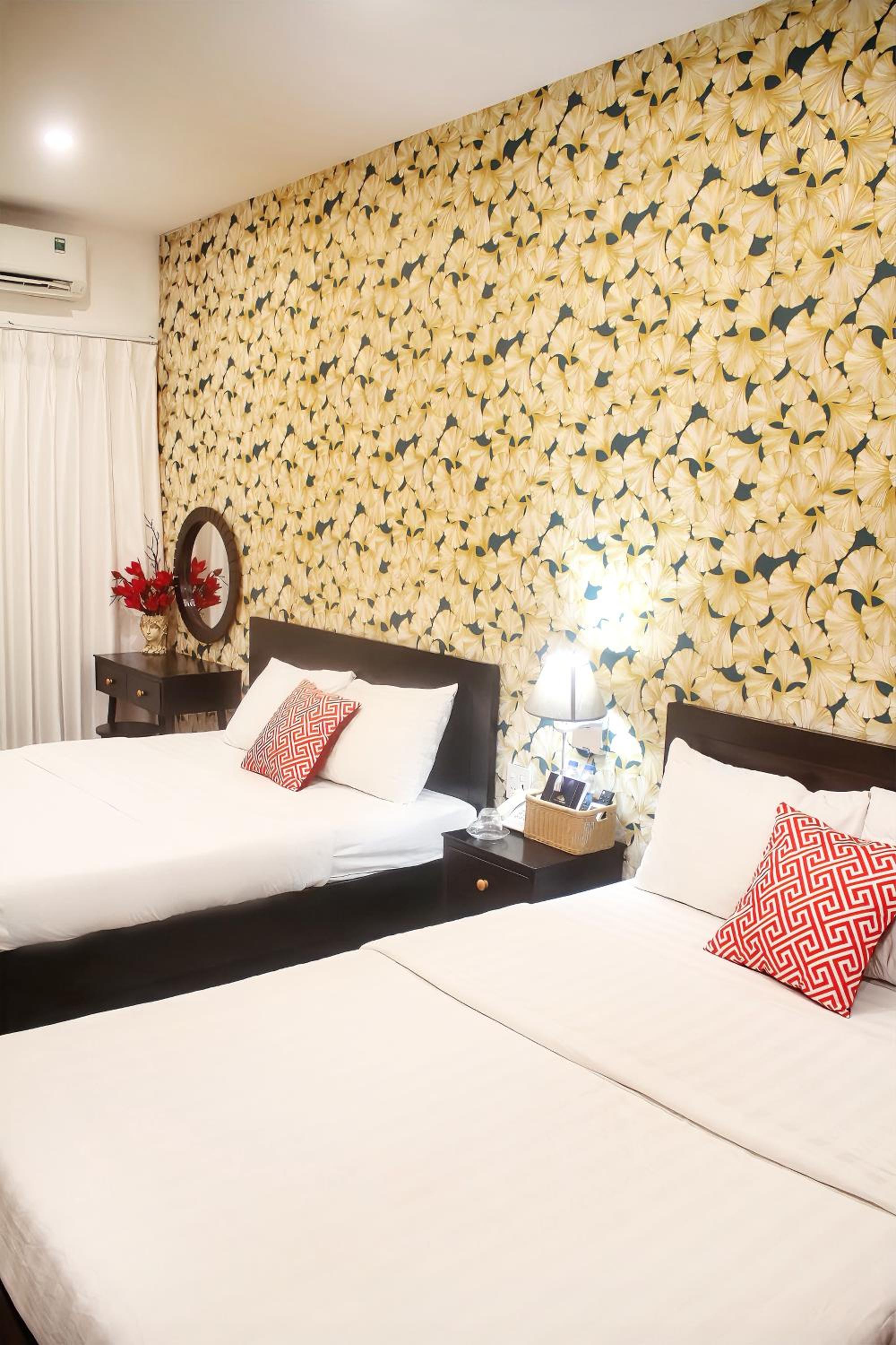 Superior Double Room with Two Double Beds photo 1
