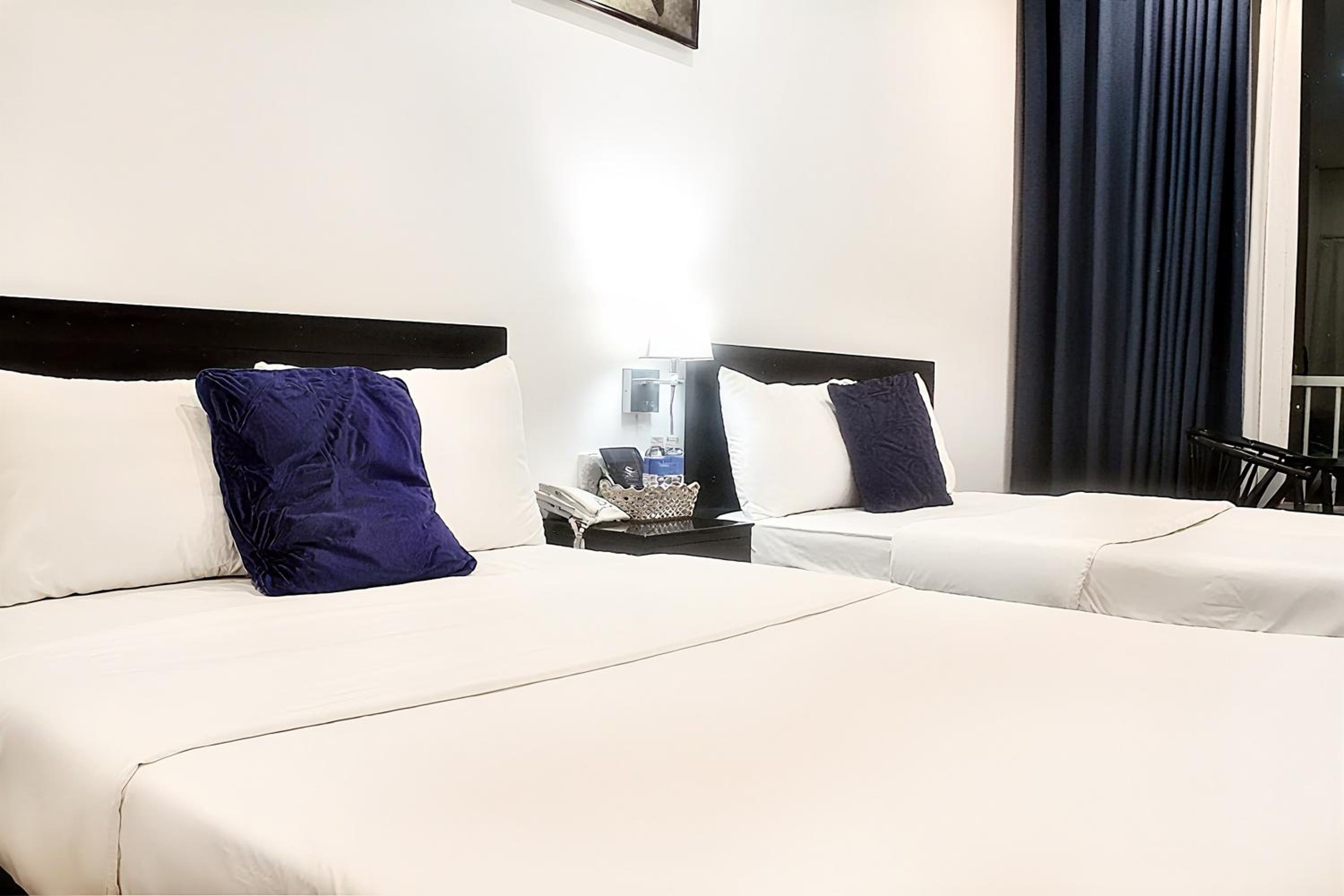 Standard Twin Room photo 2