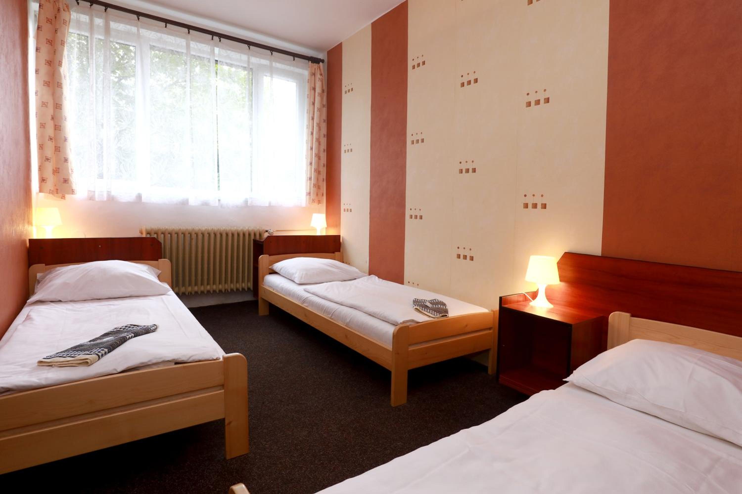 Standard Twin Room photo 2