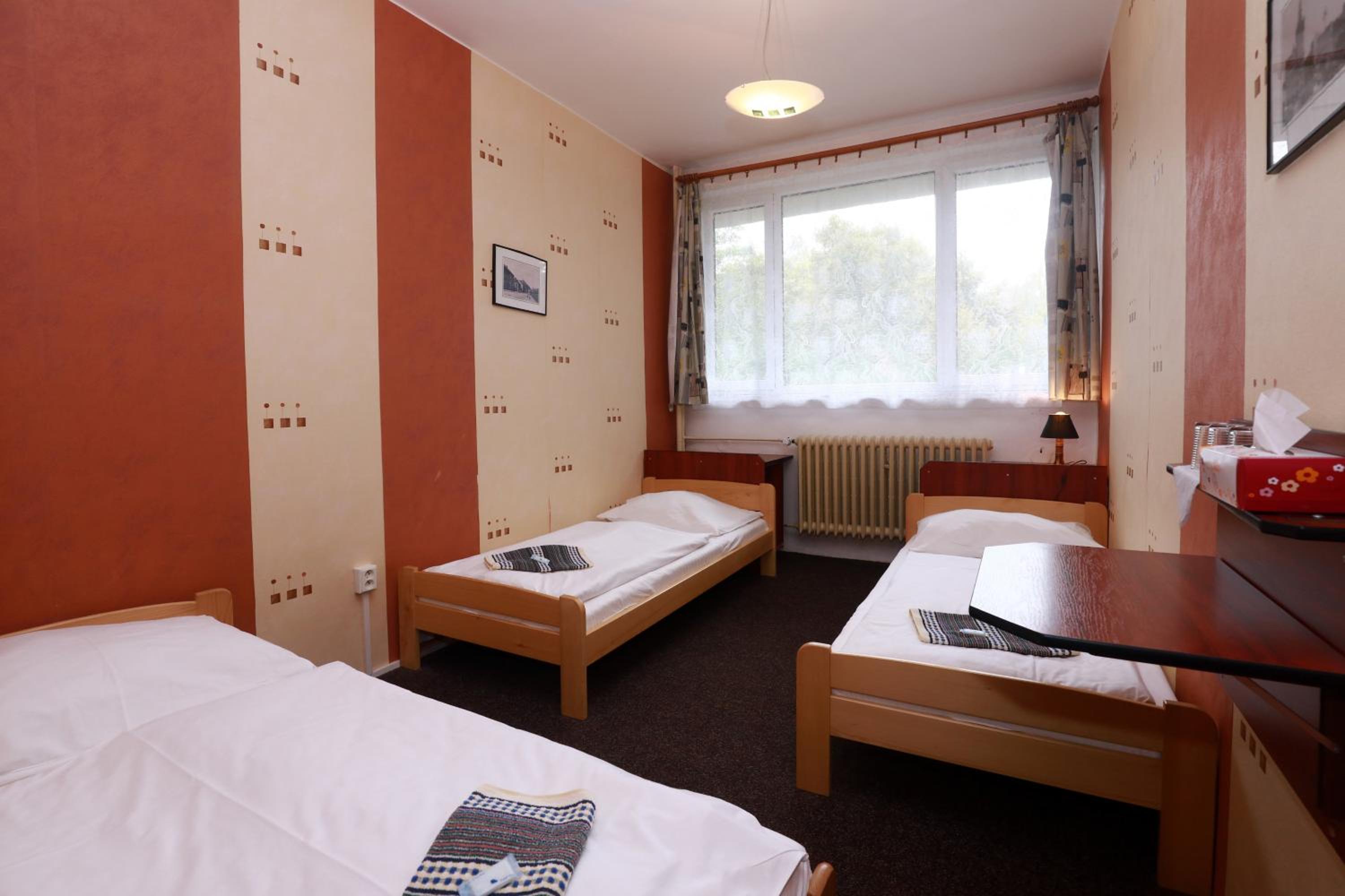 Standard Triple Room photo 3