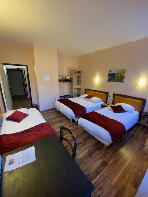 Superior Quadruple Room photo 1