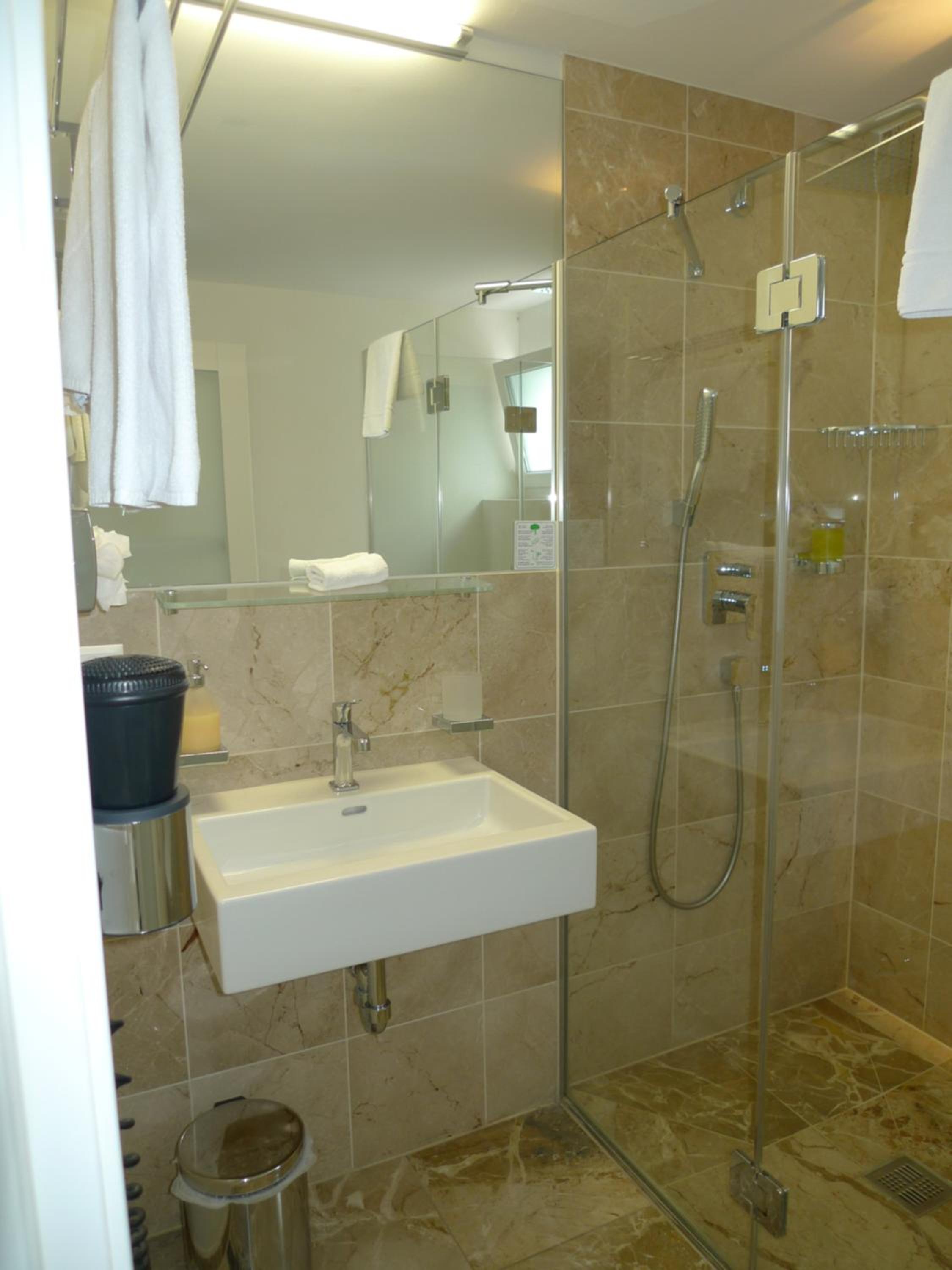 Economy Twin Room