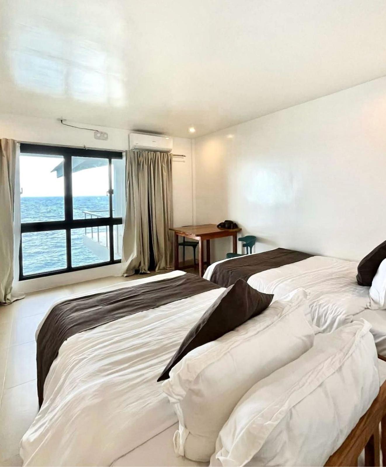 Double Room with Sea View photo 3