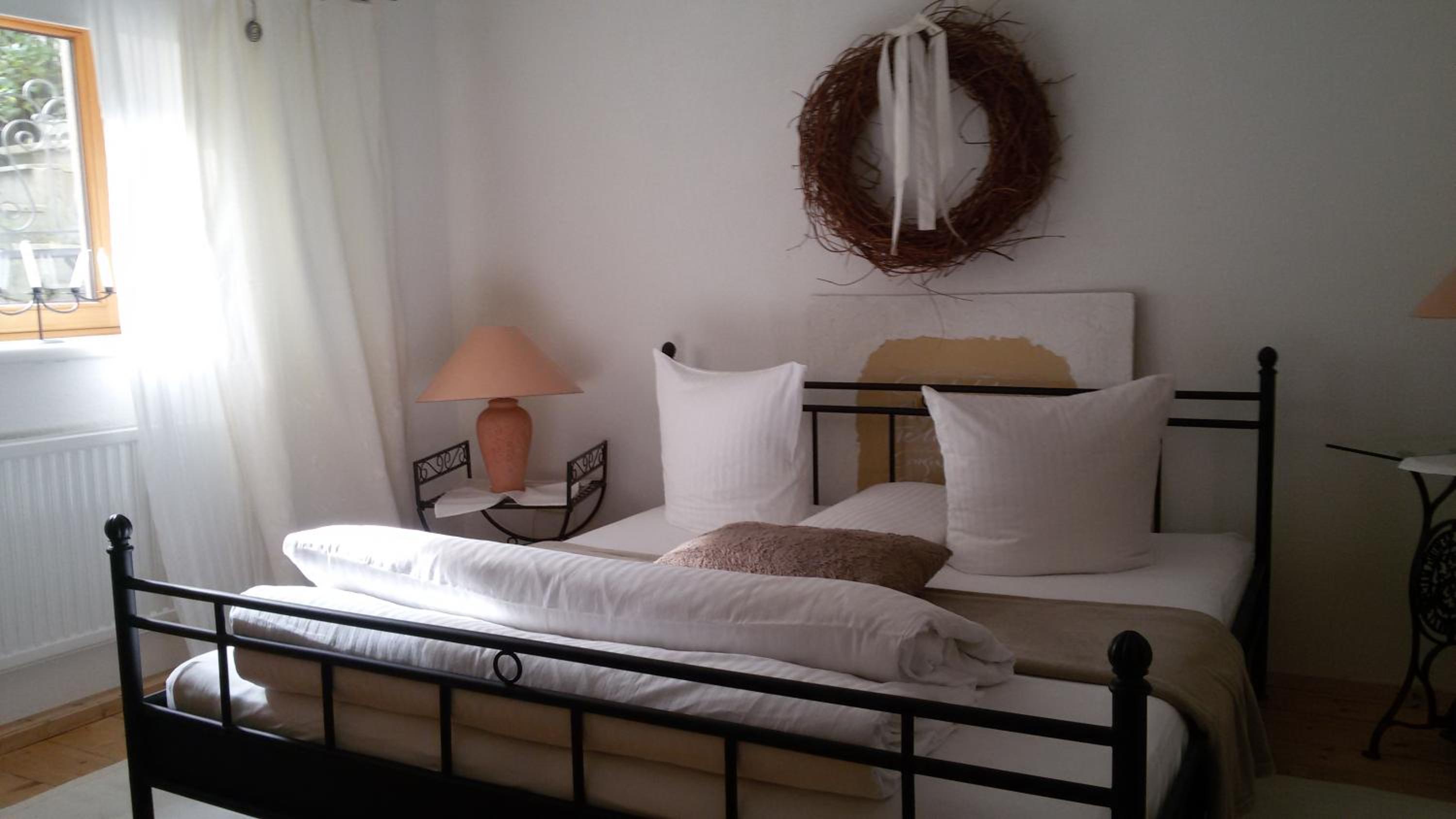 Two-Bedroom Apartment with Terrace - Photo 32