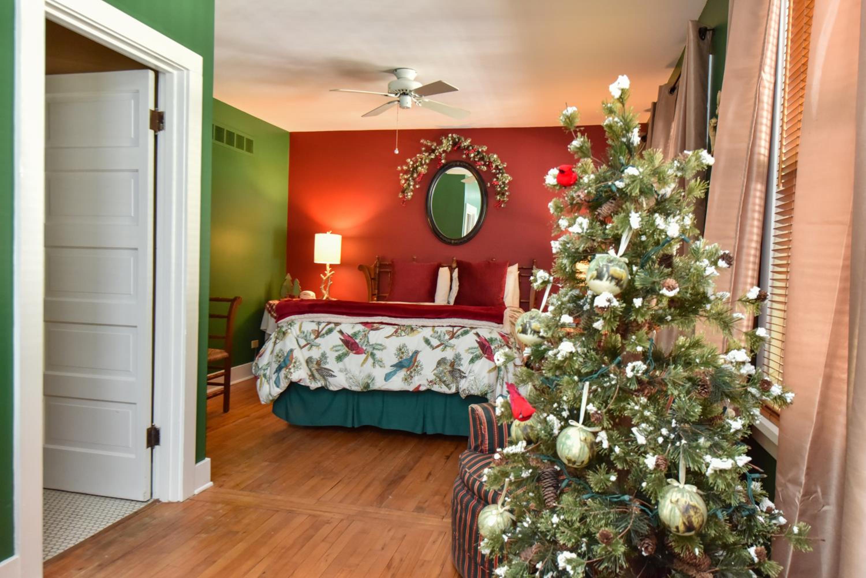 Queen Room - Winter photo 1