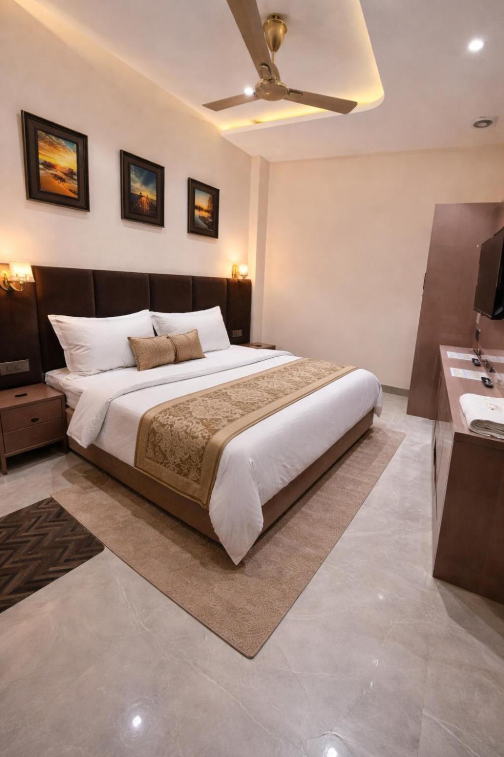 Queen Room