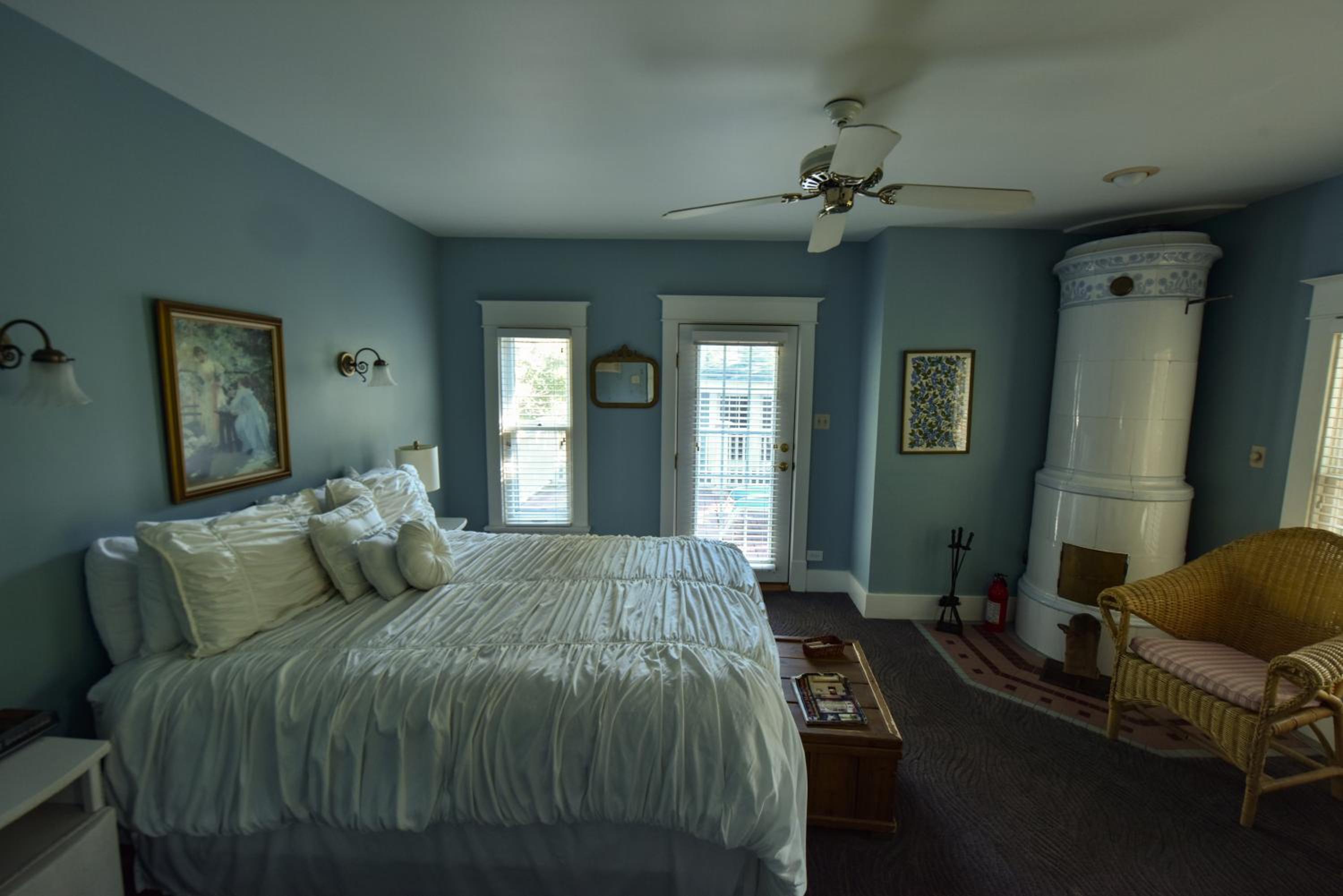 Queen Room - Madeleine's Room photo 3