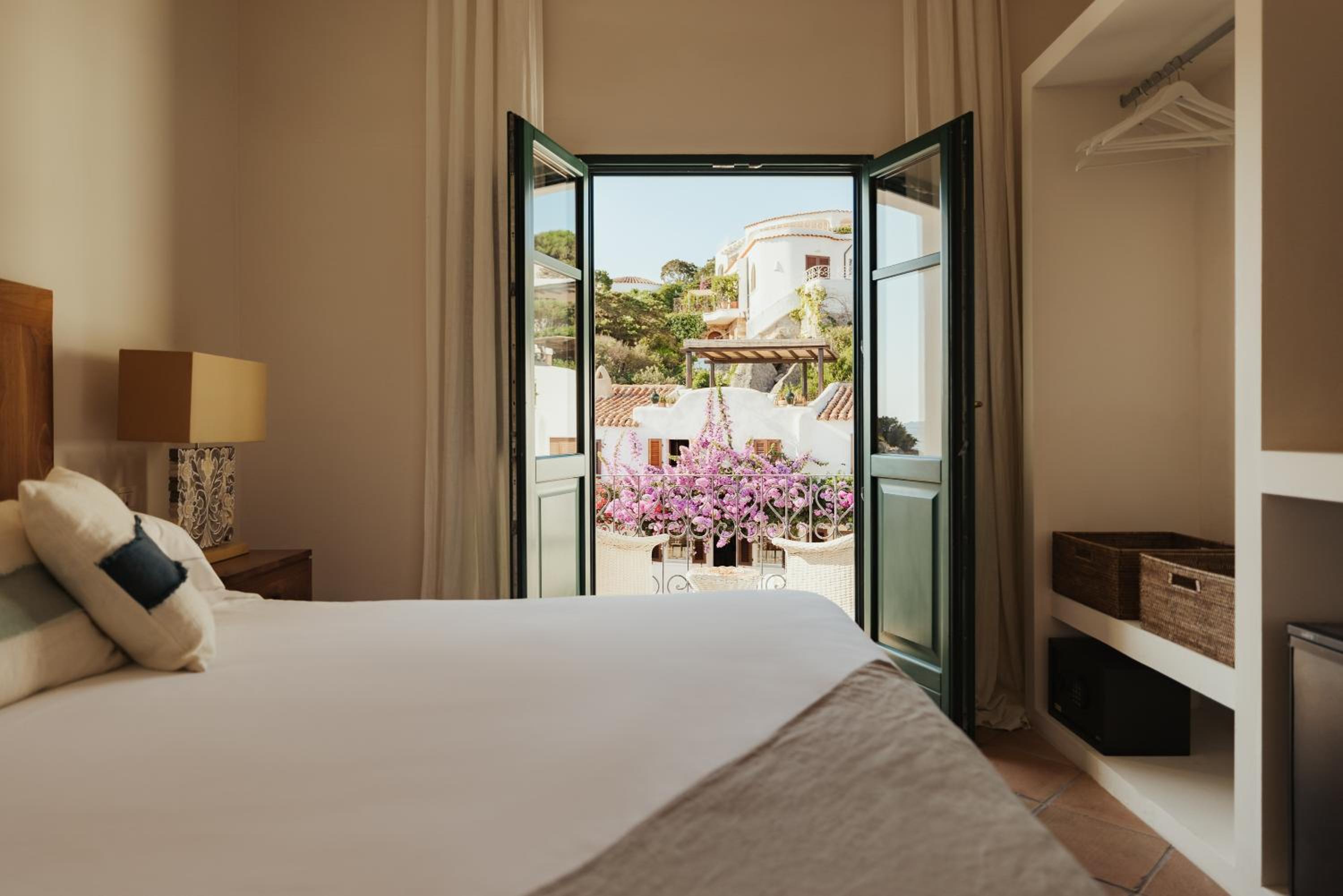 Deluxe Double Room with Balcony and Sea View photo 1