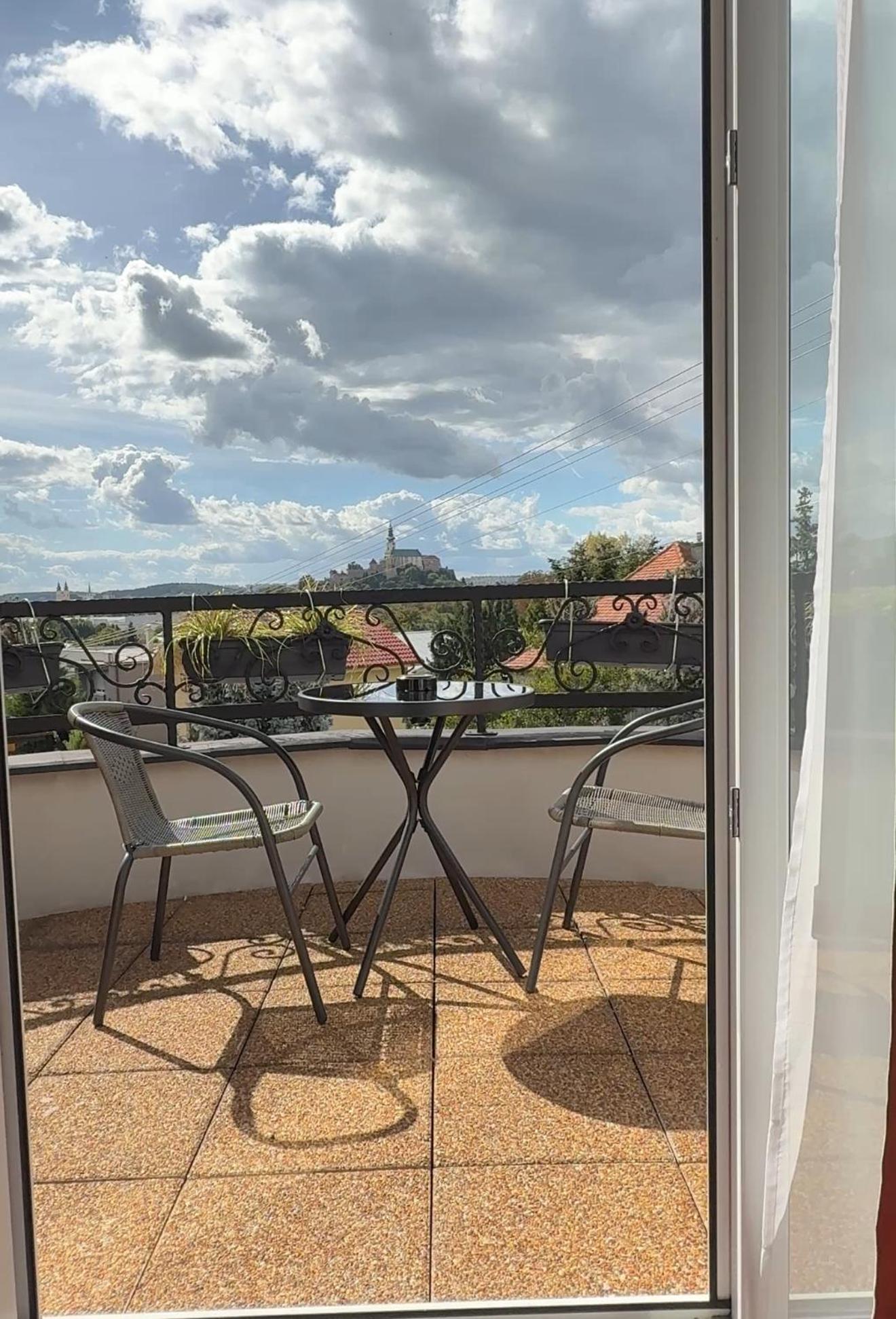 Deluxe Double Room with Balcony photo 3